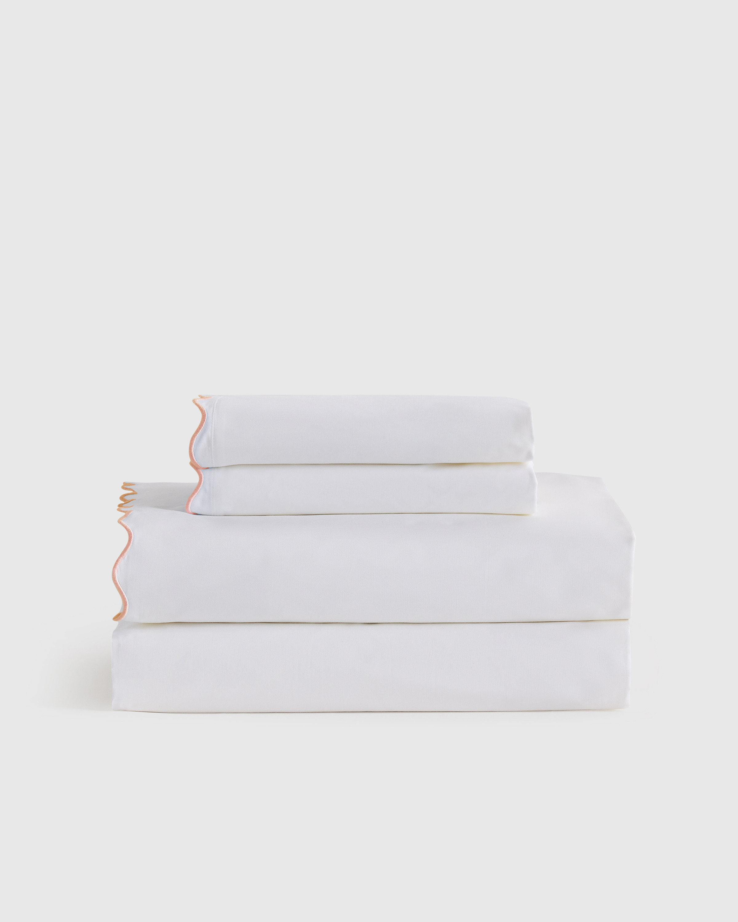 Quince | Classic Organic Percale Scallop Sheet Set in White/Rose, Size Full, Percale Cotton | Quince