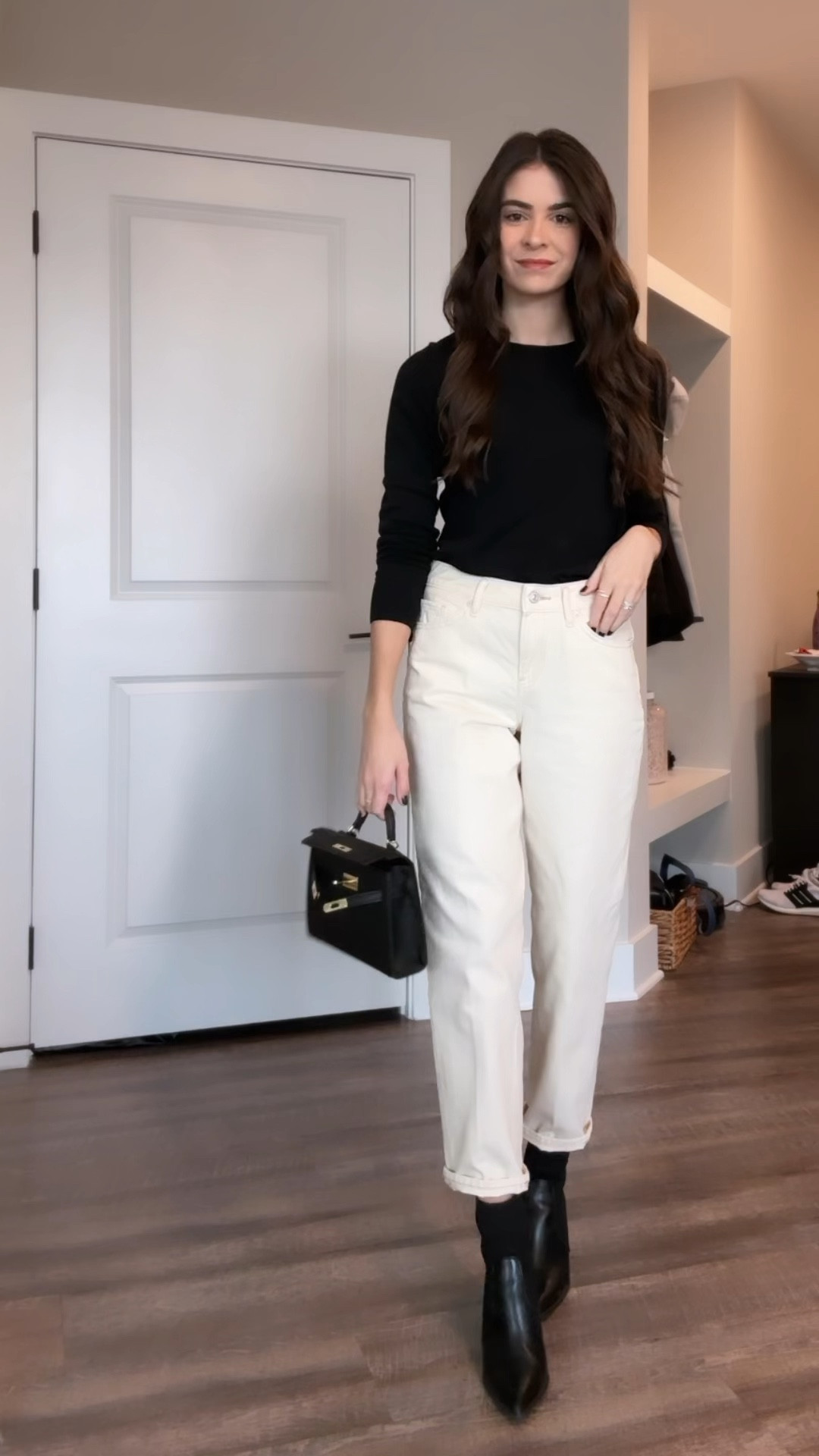 Casual Friday 🖤🤍

Express jeans, work outfit, work style, corporate casual, business casual, sophisticated style, Amazon find, Amazon bag, Amazon sweater, Amazon essentials, briefly styled 

#LTKfindsunder100 #LTKfindsunder50 #LTKstyletip