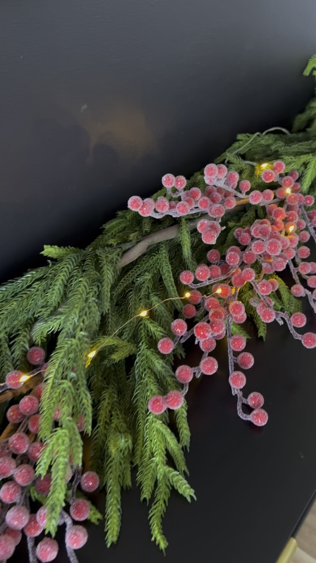 Stunning Sugar Berry Picks ♥️🎄

#LTKSeasonal #LTKHome #LTKHoliday