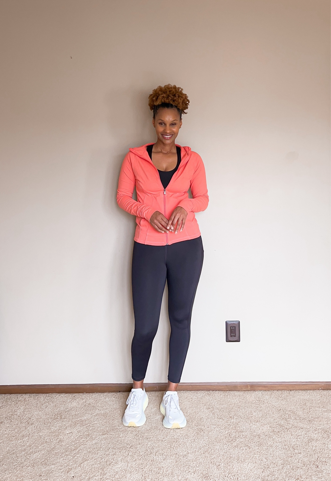 Simple and affordable athletic wear that comes in multiple colors. Great for both lightweight workouts or heavier training .

#LTKSeasonal #LTKover40 #LTKfitness