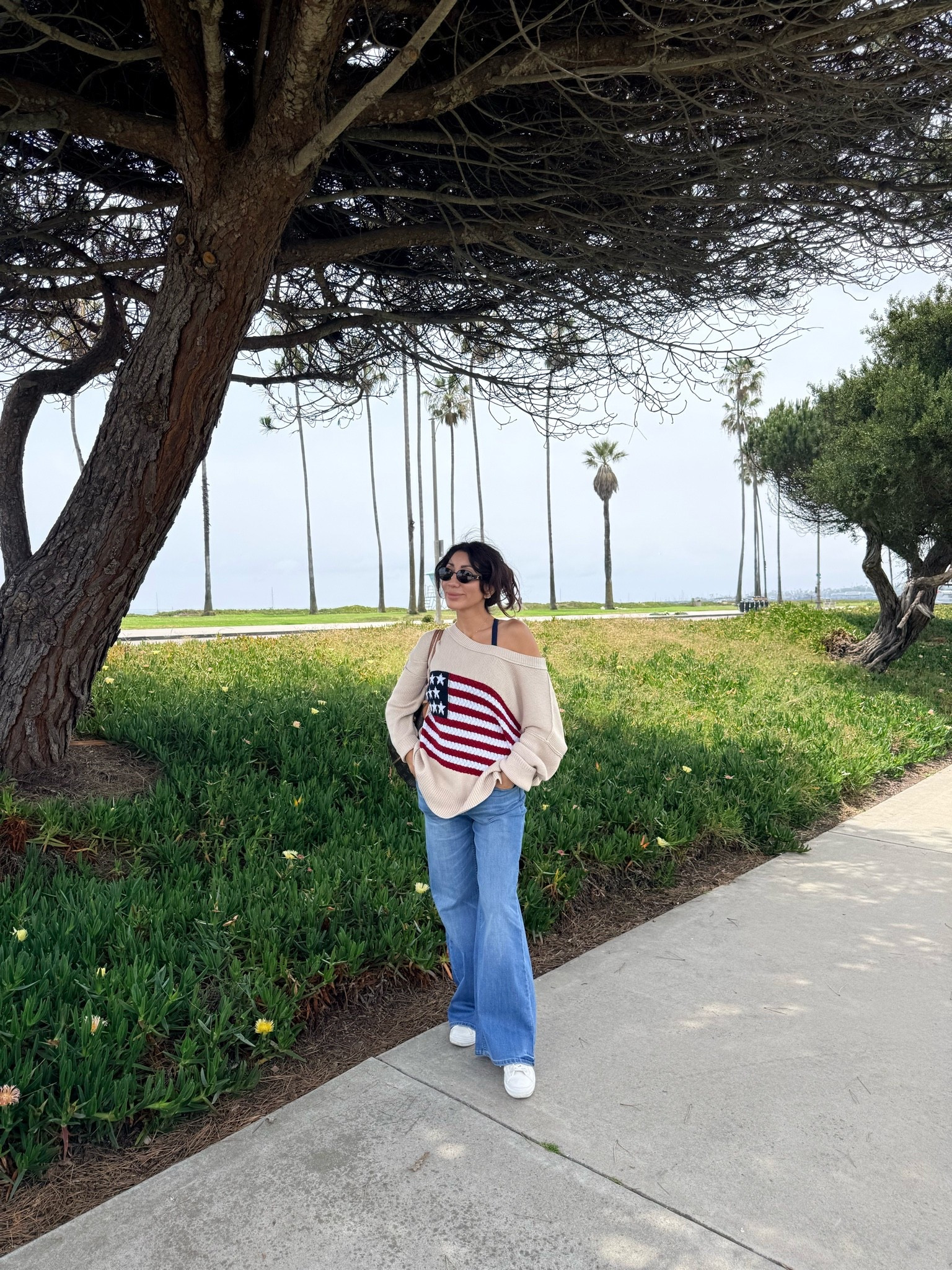 I love this sweater. It’s designed to wear off the shoulder so the loose fit looks effortless and flattering.

#LTKmomlife #LTKgrwm #LTKPetite