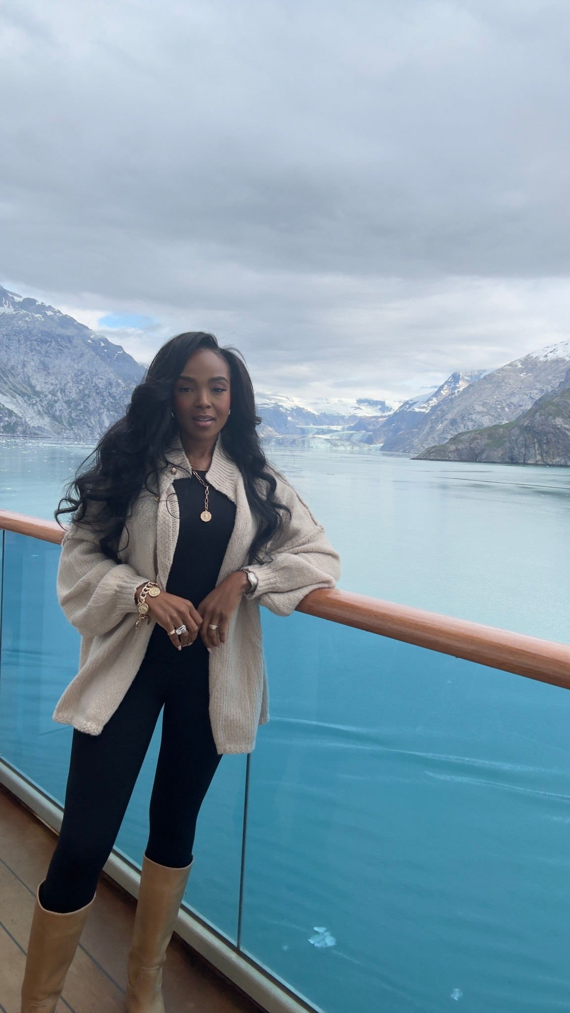 Cold weather Fashion has now become a sport!

Size small I’m 5’4 | 140lbs | 36D -27 -40  IG & YT: kirasfashionfinds TT: kiraabboud 

#Outfitinspiration #fashionstyle #outfit #outfitideas #autumn #fallfashion #simpleoutfit #fall #momoutfit #casualoutfit #streetwear


#LTKTravel #LTKFindsUnder100 #LTKPetite