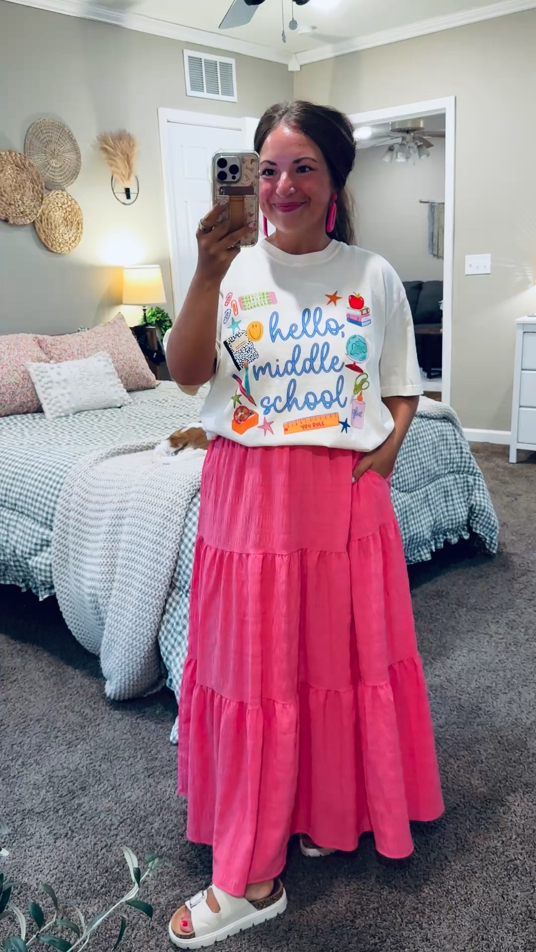 Hello, middle school! ✏️🍎 This fun graphic tee and bright pink maxi skirt make the cutest back-to-school outfit for a teacher or school counselor! 💕📚


sandals: sold out, but linking similar options below!
maxi skirt: fits true to size // wearing a large
tee: fits true to size // wearing a large 

 #LTKootd #LTKMidsize #LTKWorkwear
