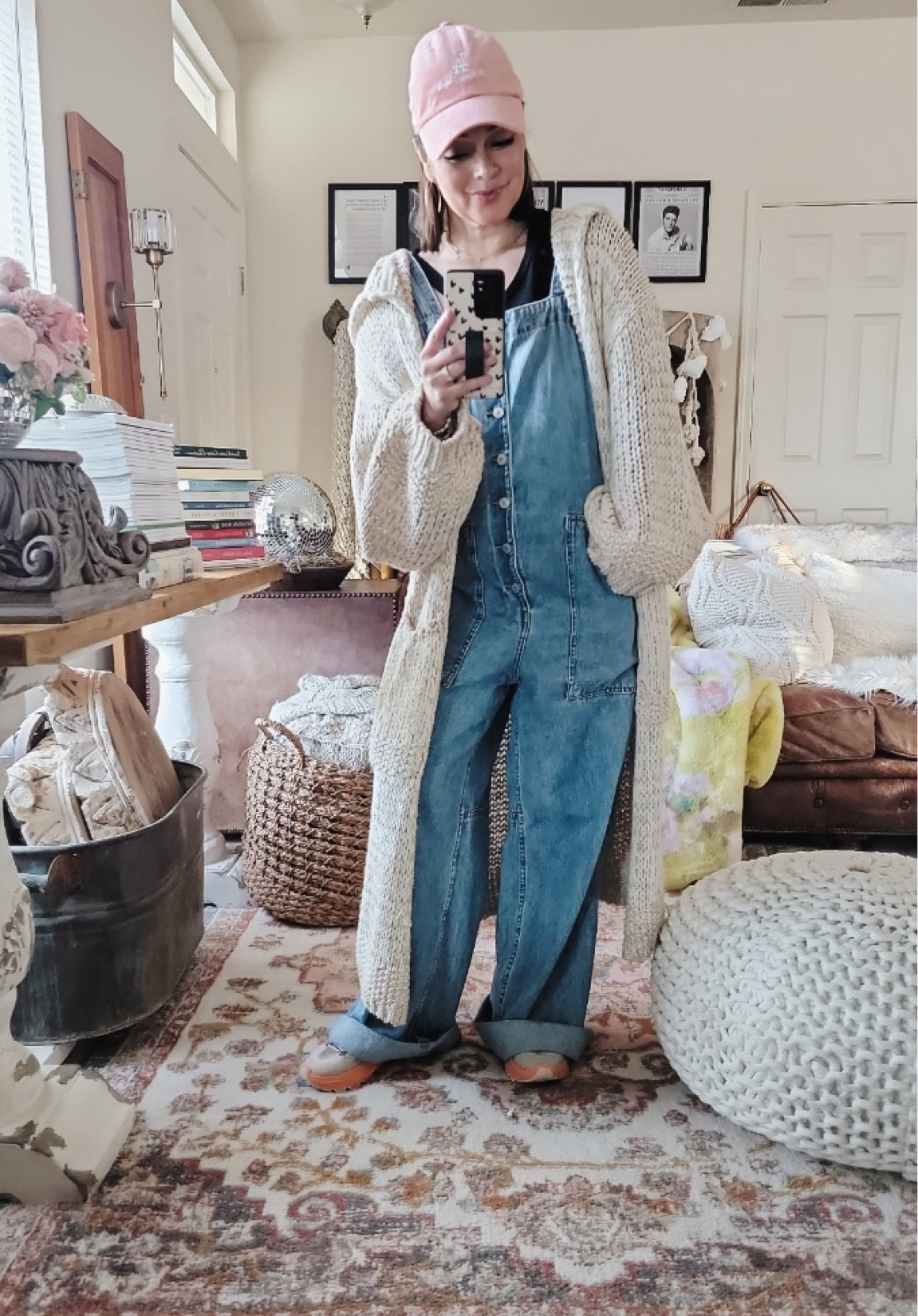 Free people 
Denim overalls
Jumpsuit 
Baseball cap
La Dodgers

#LTKMostLoved #LTKstyletip #LTKitbag