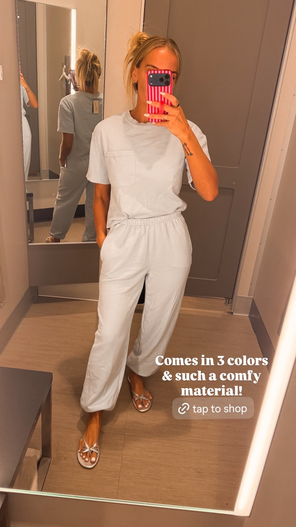 Comes in 3 colors
& such a comfy 
material!