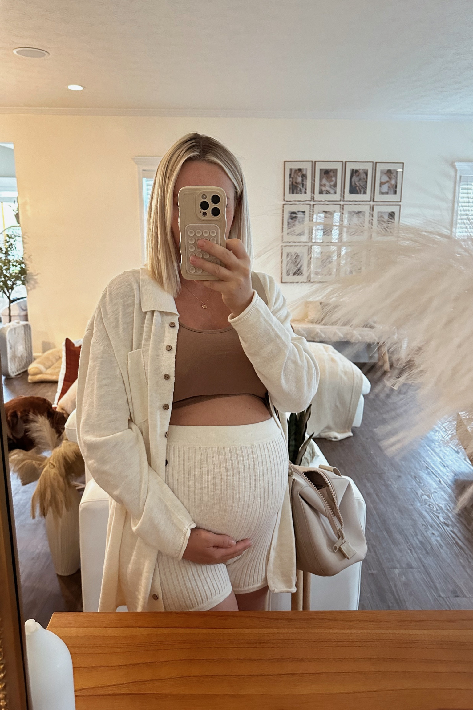 Have worn this set pre & during pregnancy. It’s nice & stretchy & plan to continue wearing this set postpartum! Wearing a size S. Short runs oversized.

#LTKBump #LTKBaby #LTKStyleTip