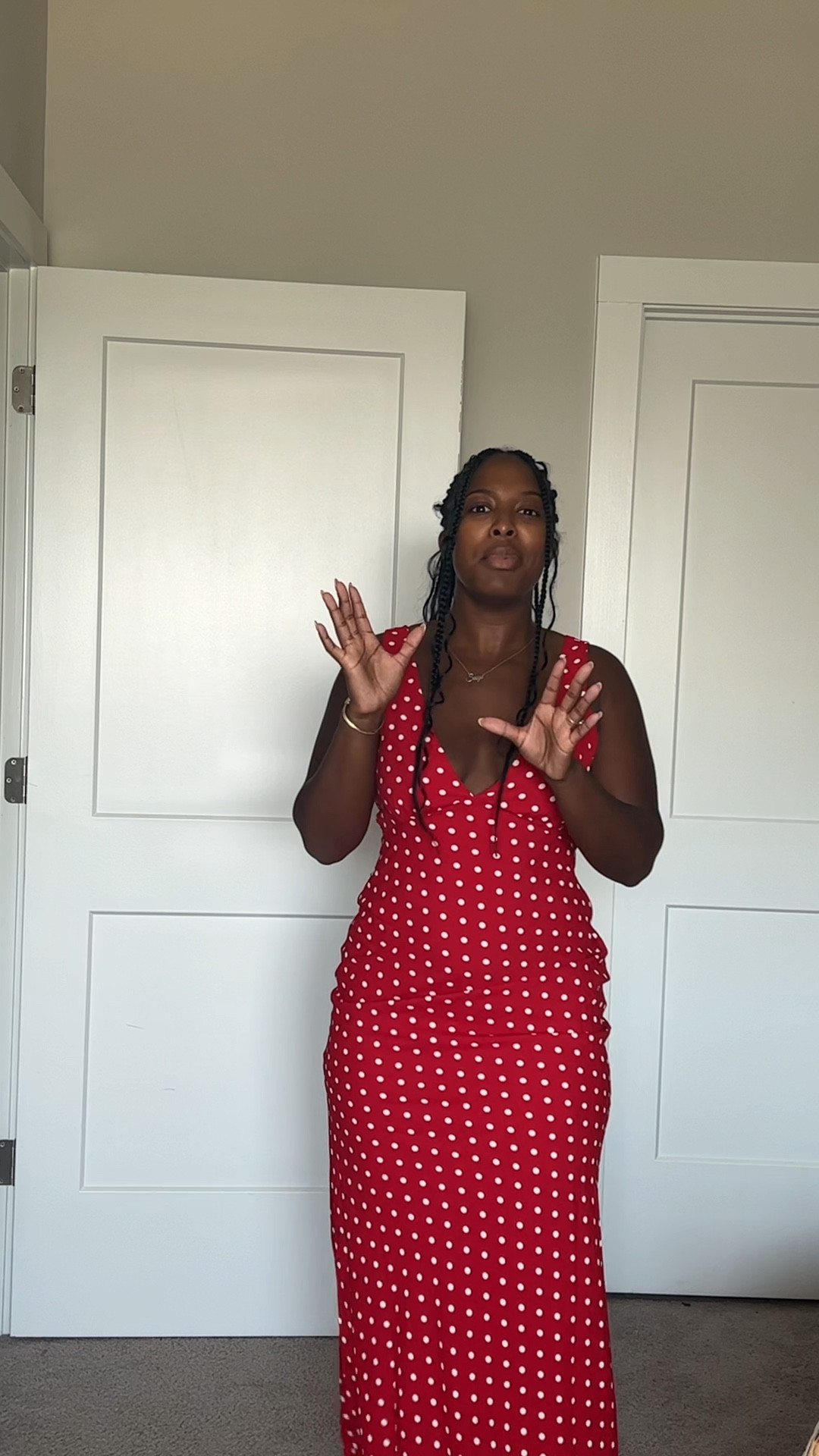 Polka dots are a must 

#LTKeurope #LTKcurves #LTKSeasonal