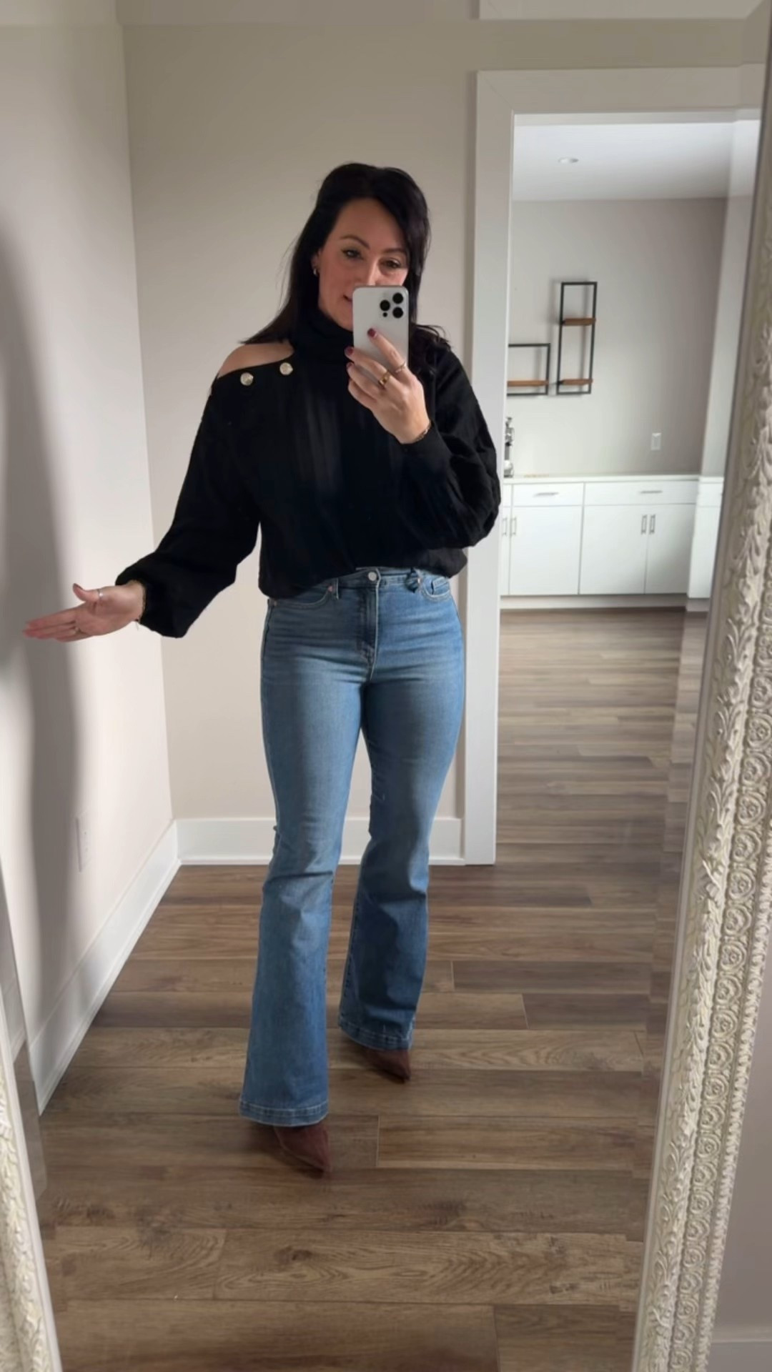 WALMART HAUL 
• large top - medium was out of stock, large still fits greatt
• size 6 denim 


#LTKootd #LTKHoliday #LTKFindsUnder50