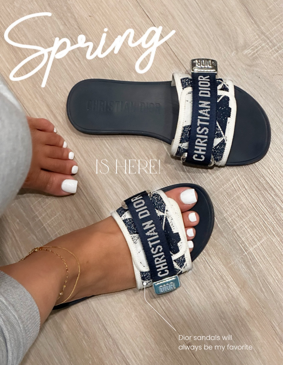 Love me a comfortable sandal! Here are some similar ones ON SALE right noww

#LTKSpringSale #LTKshoecrush #LTKSeasonal