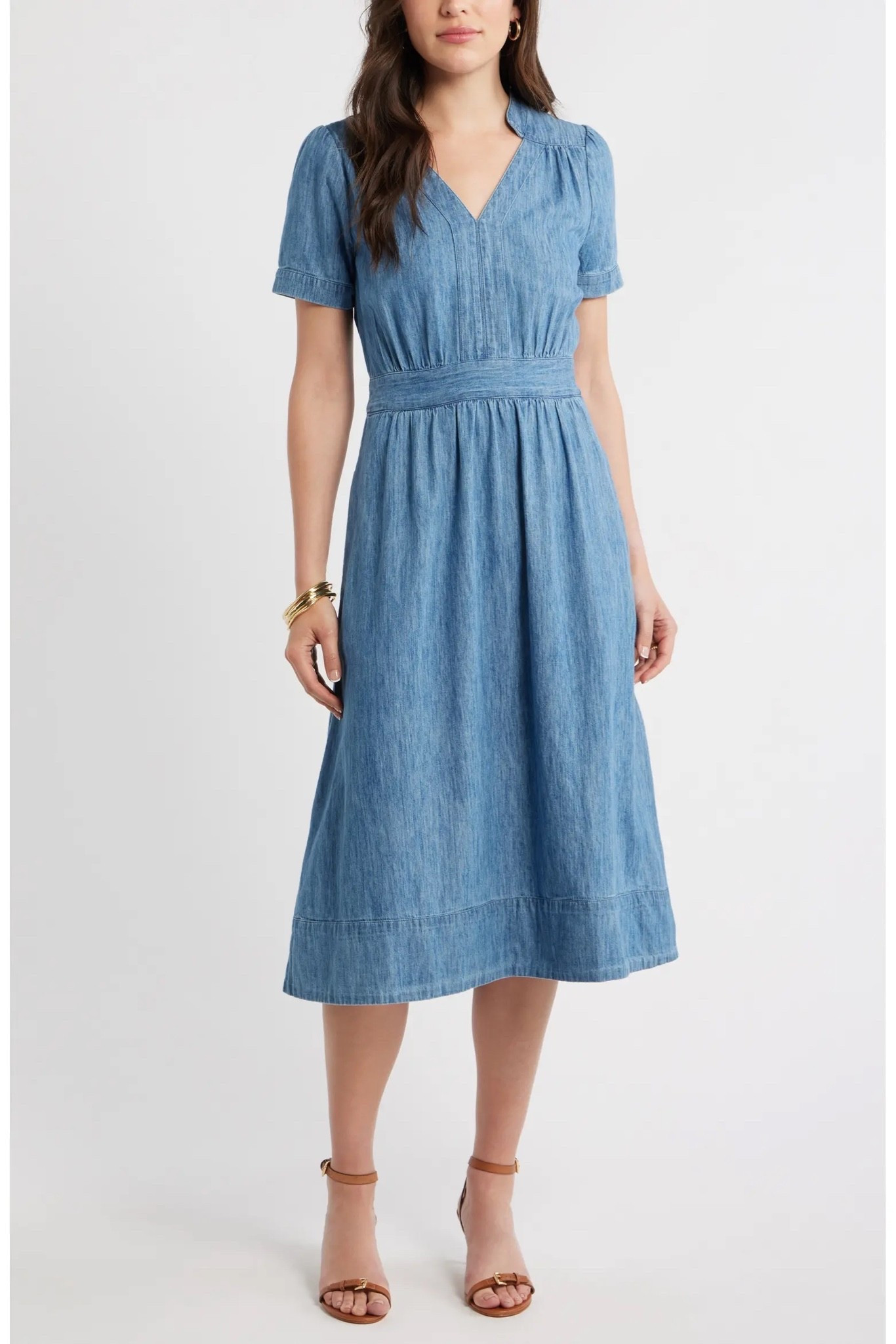 This Chambray dress is perfect for the late summer season.

#LTKdayinmylife #LTKWorkwear #LTKSeasonal