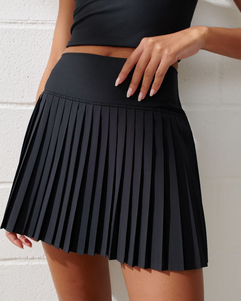 YPB motionTEK Hybrid Pleated Skirt | Abercrombie & Fitch (US)