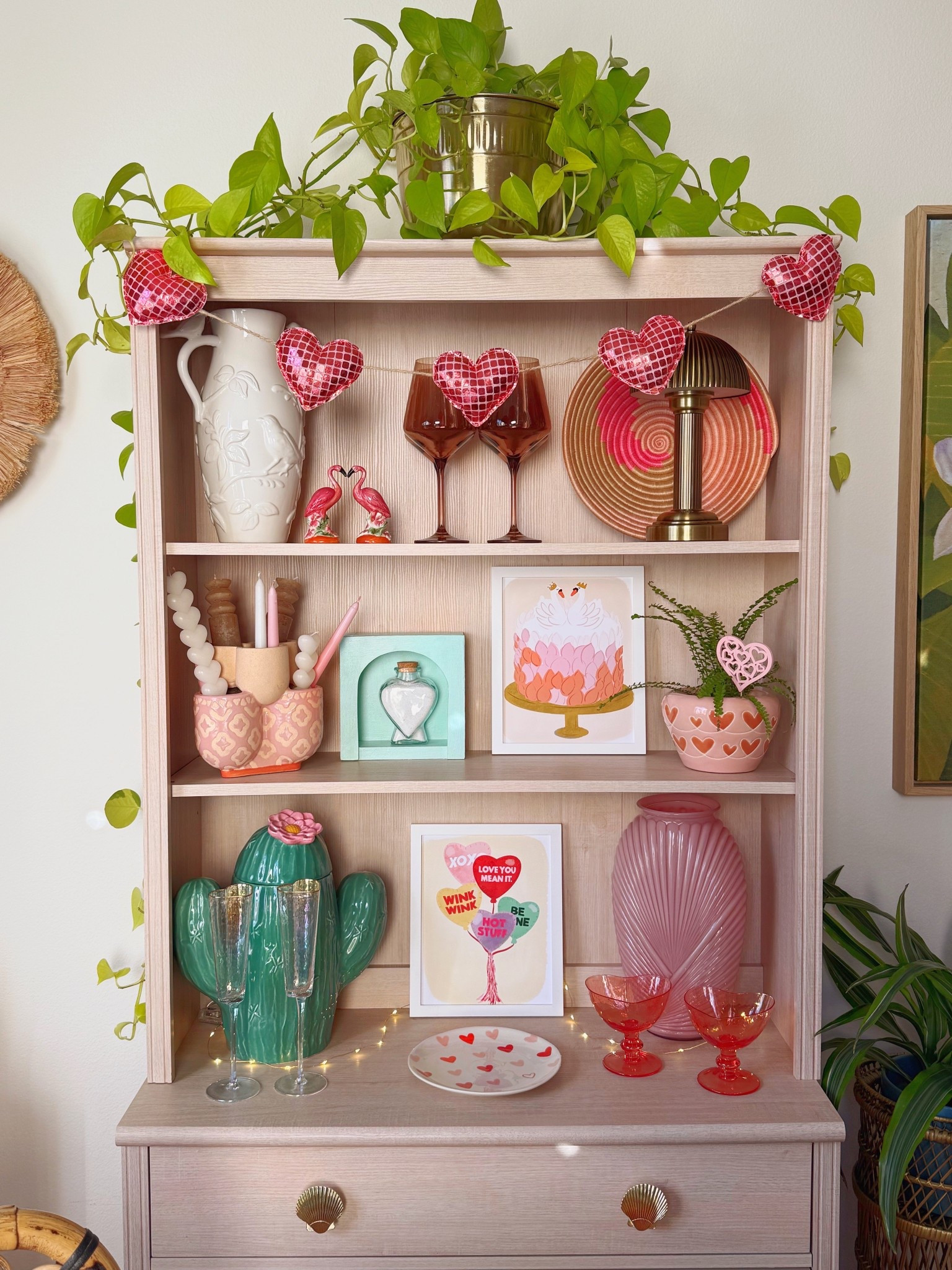 Valentines Day Decor

#LTKHome #LTKSeasonal