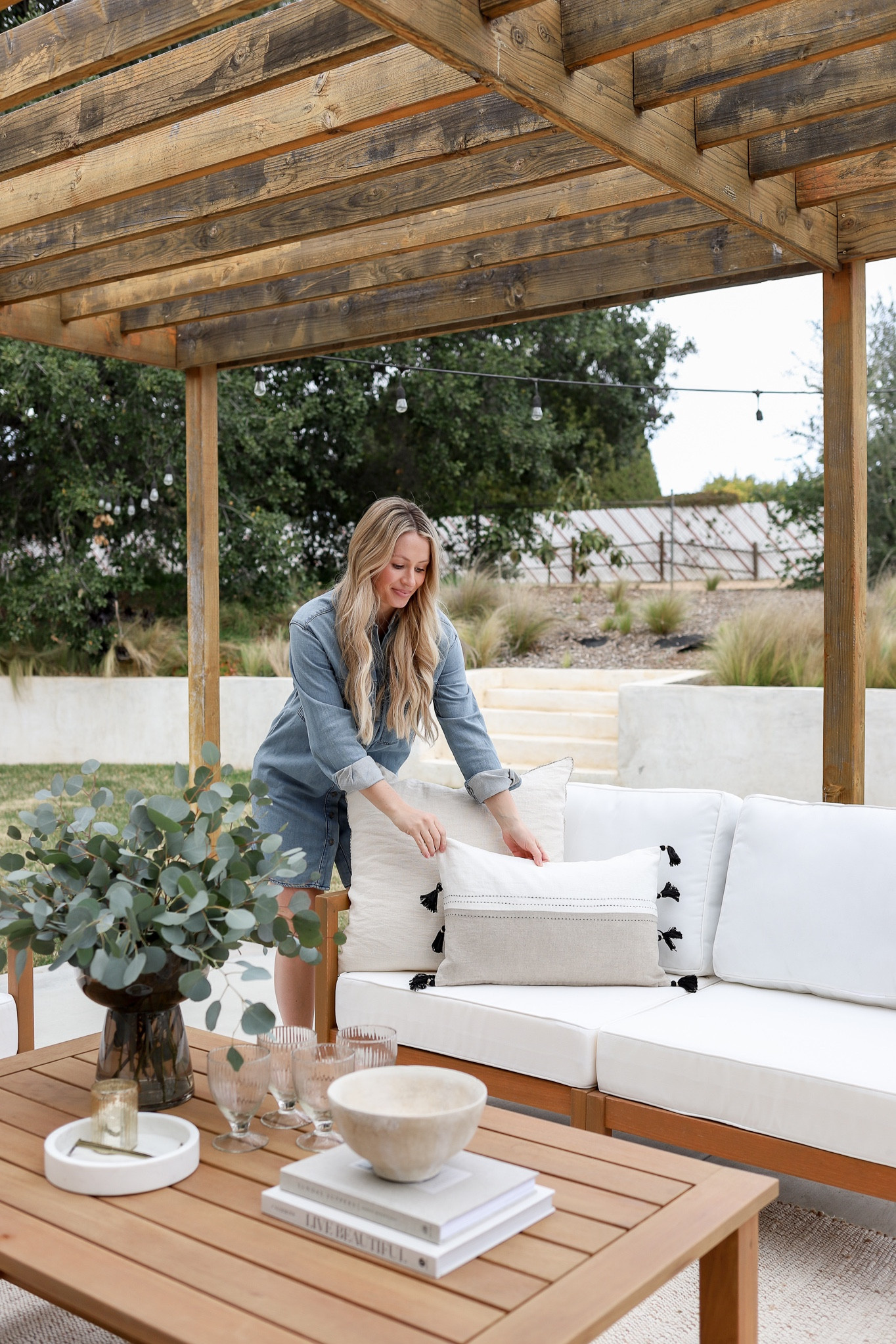 Throw pillows can easily transform your outdoor seating each season by adding visual appeal, comfort, and personalization. 

#homedecor #outdoorsofa #patio #backyard #couch 

#LTKFind #LTKhome #LTKSeasonal