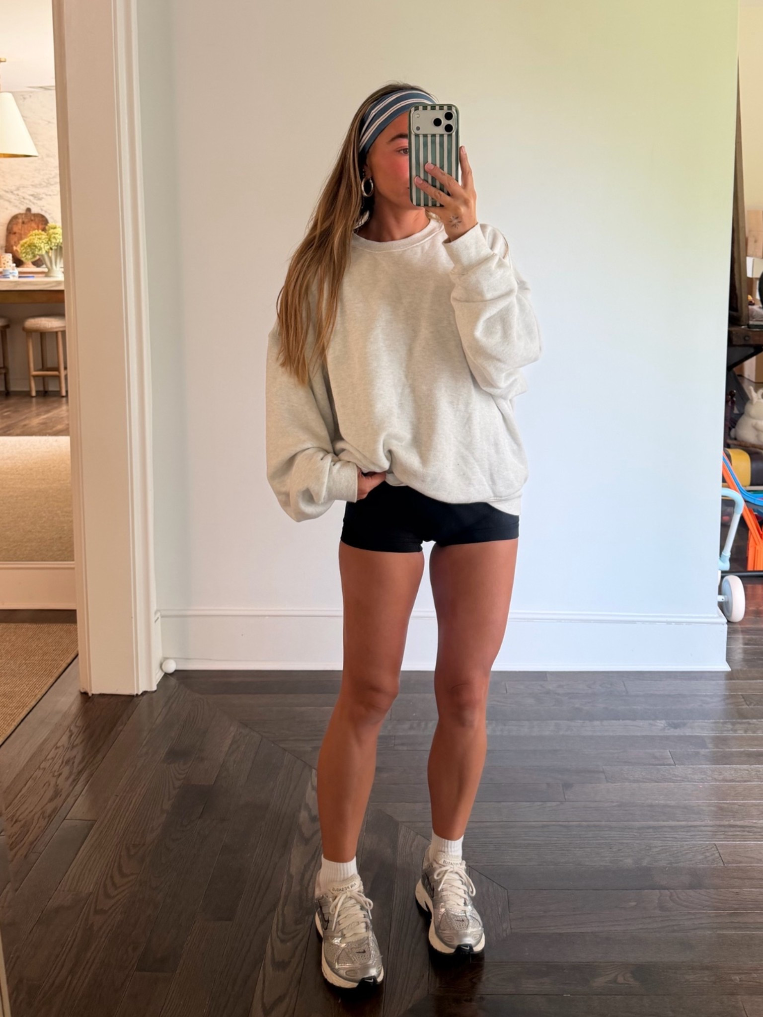 Sweatshirt M! Shorts are TTS in a 4, shirt small