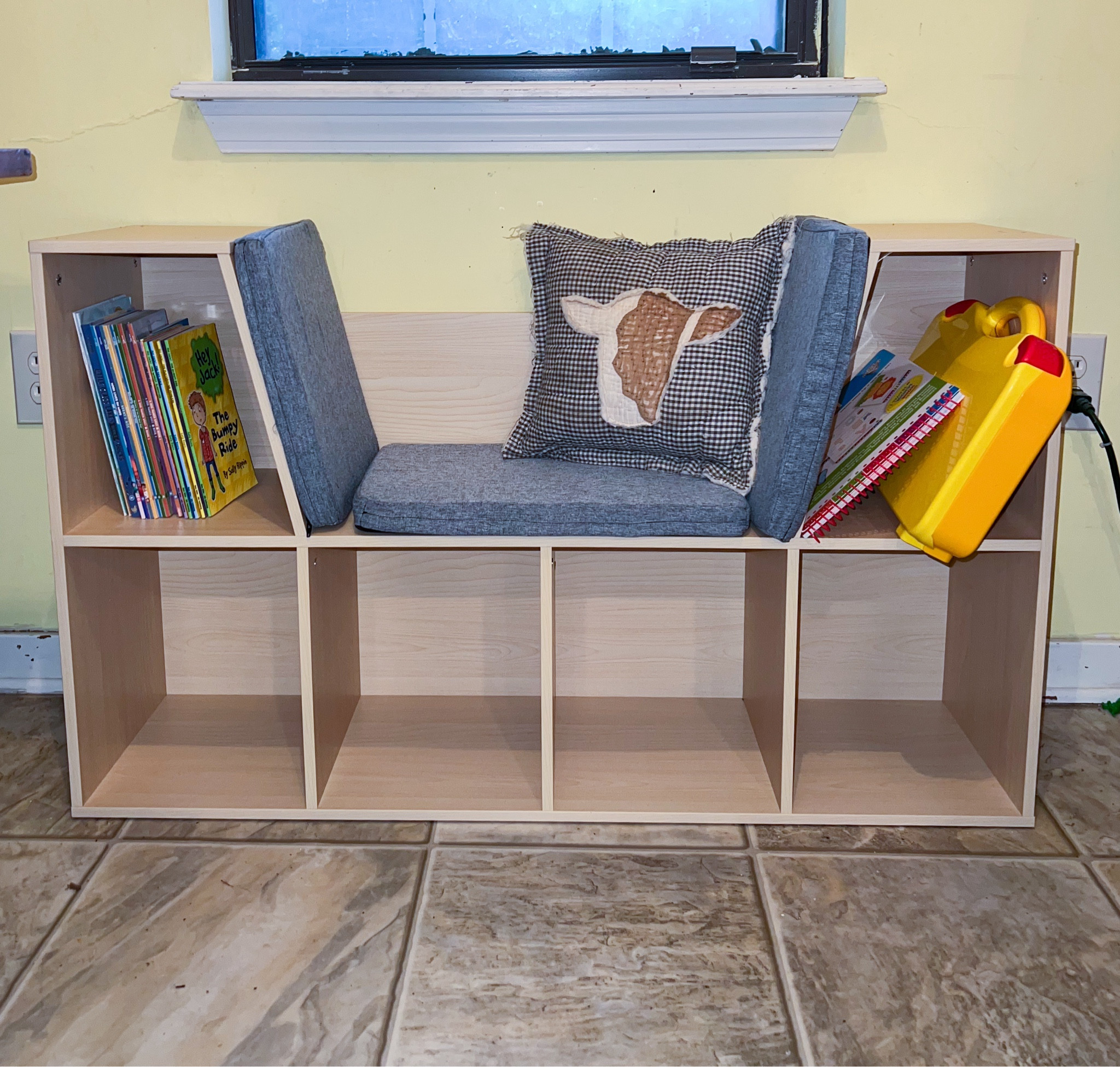 I wanted to add a little reading nook to our homeschool area to help my oldest be a little more comfortable with reading and this one turned out perfect! 



#LTKKids #LTKHome #LTKFindsUnder100