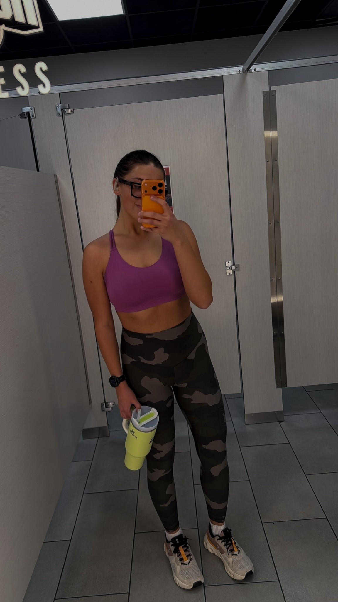 Now that it’s getting colder in TN… it’s time to bring out some of my fav leggings!! <3 

Sports bra is also Aerie Offline but they don’t make this one anymore :’)

#LTKActive #LTKFindsUnder50