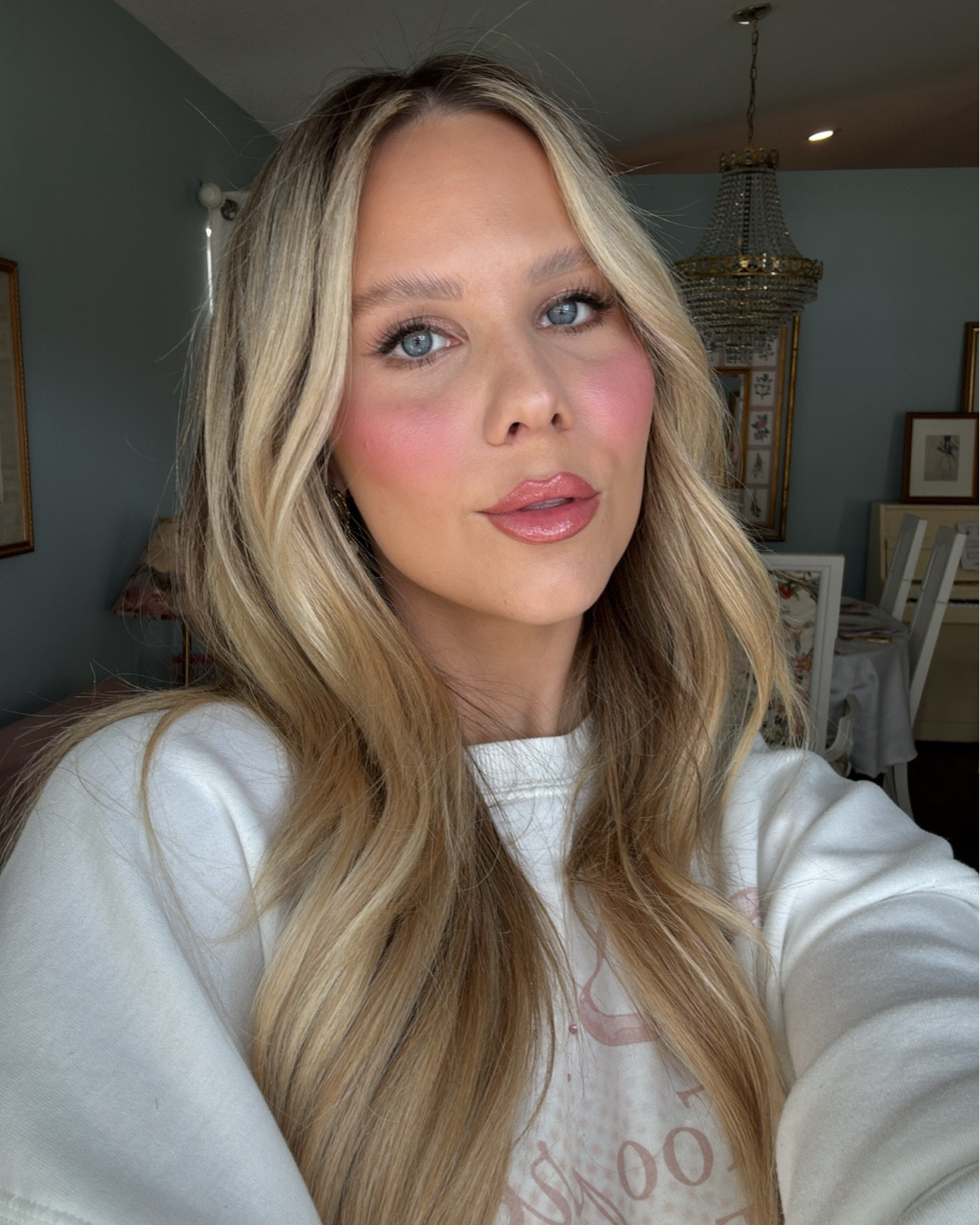 Sabrina Carpenter Valentine’s Day Inspired Makeup Look with Sephora Armani Beauty Products 

#LTKBeauty