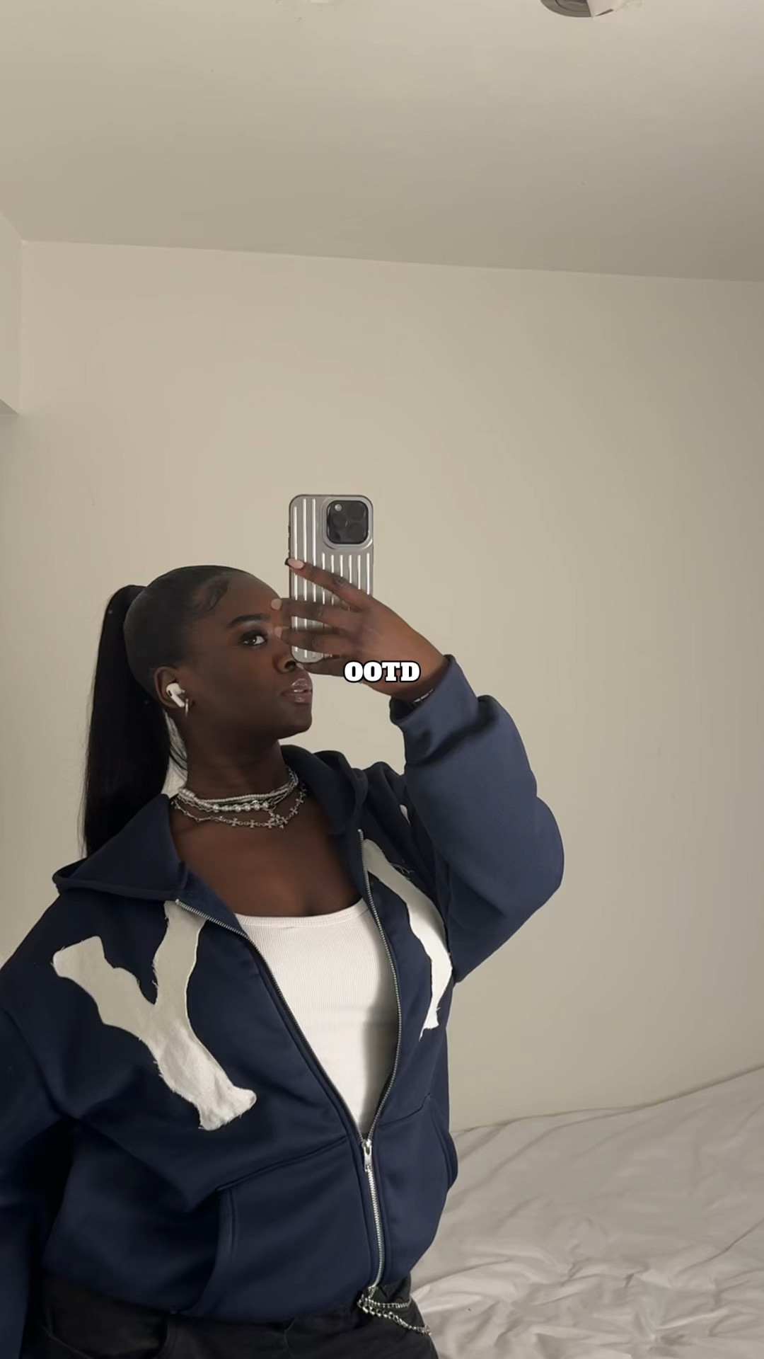 Streetwear OOTD baggy jeans hoodie 

#LTKcurves #LTKeurope #LTKstyletip