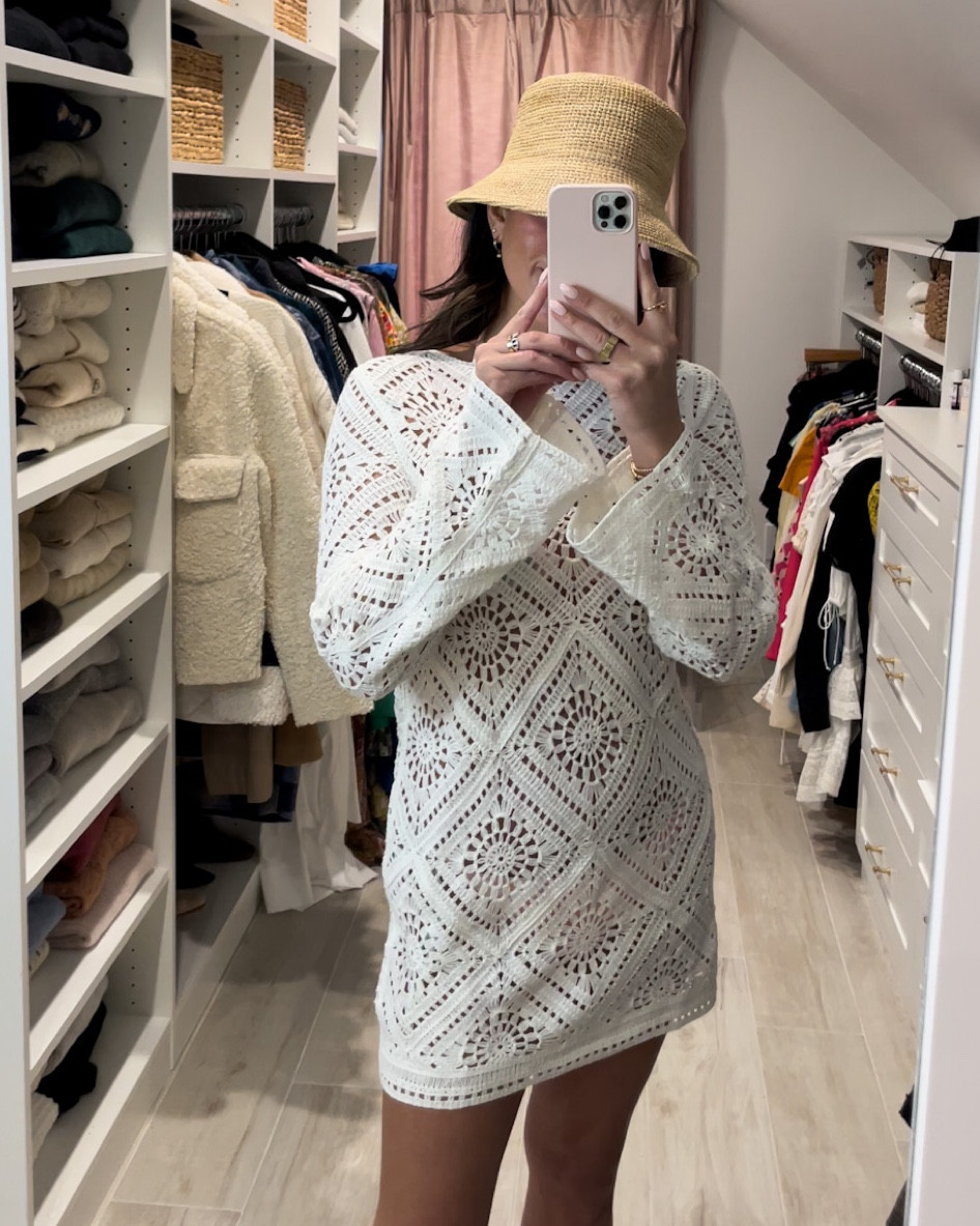 Wearing a size 4 

Cover-up
Swimwear

#LTKFind #LTKswim #LTKstyletip