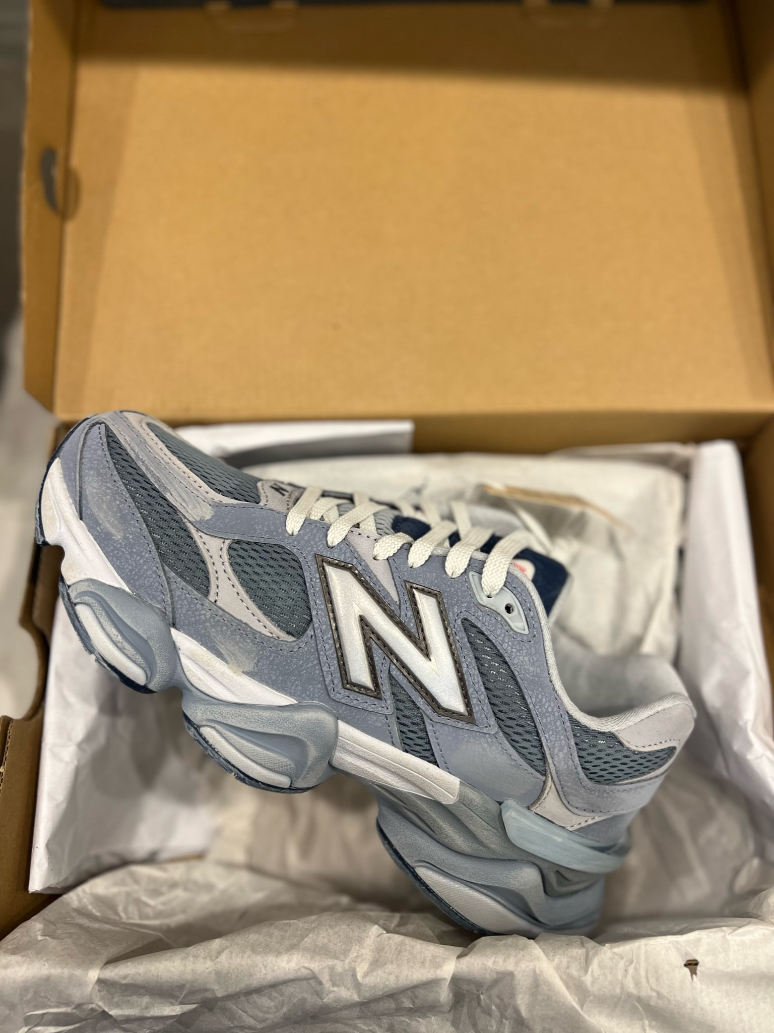 I'm loving these New Balance 9060 Moon Daze sneakers! 

#LTKSeasonal #LTKFind #LTKshoecrush