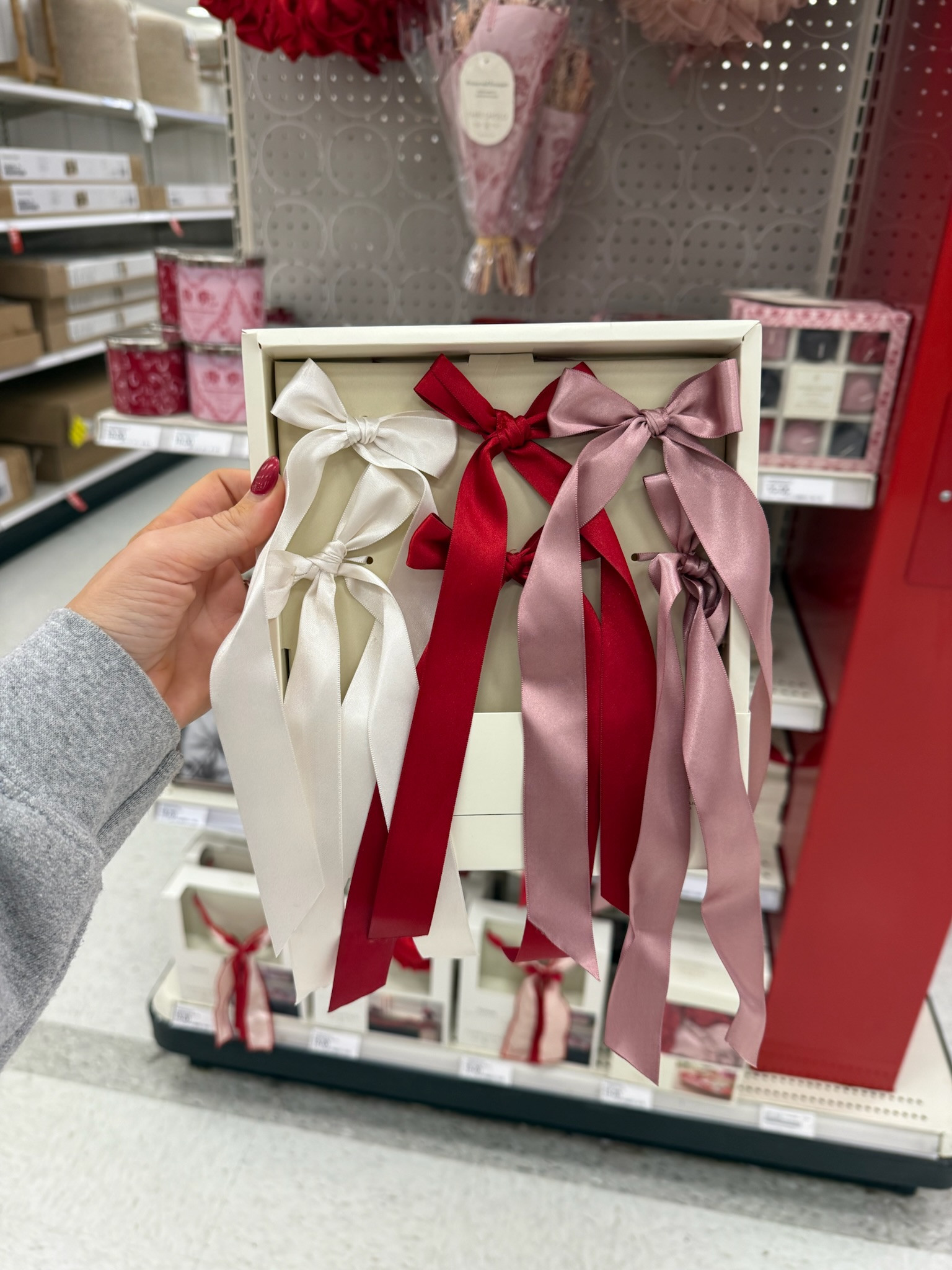 Target, target bows, candle bows, candle holder decor, target valentines, valentines bows, Mallory Lee Richardson

#LTKSeasonal #LTKFindsUnder50 #LTKHoliday
