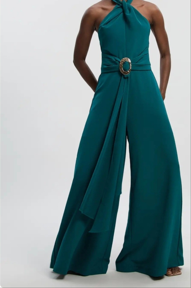 Petite soft wide leg jumpsuit.Petite fashion. Petite outfit. For more style tips and petite finds glambutfirstcoffee.com

#LTKPetite #LTKMidsize