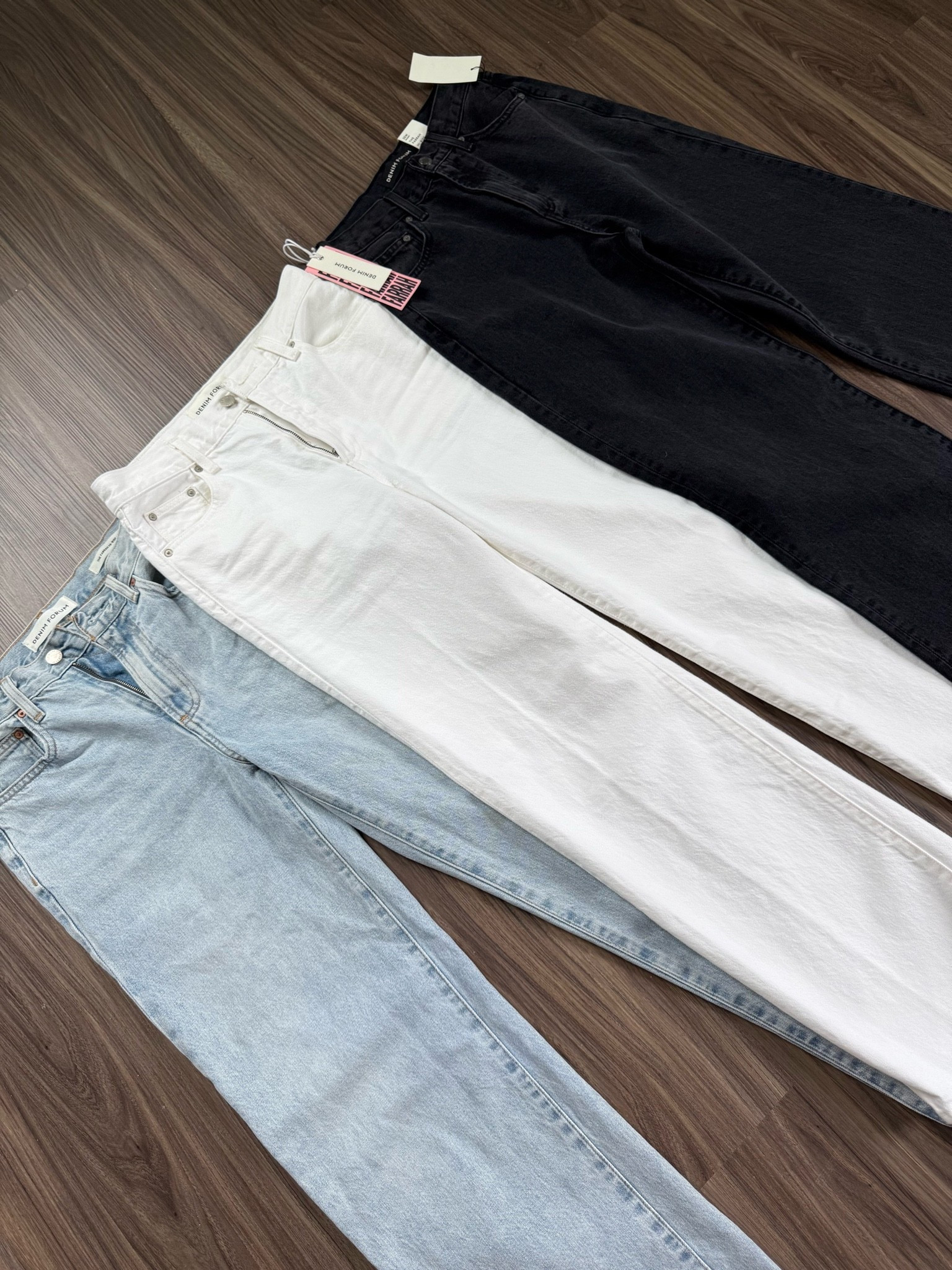 My absolute favorite denim!! I wear size 25 short!

#LTKootd