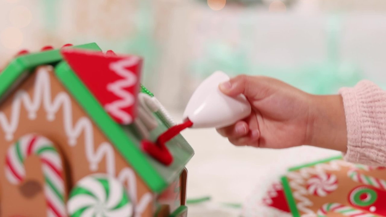 Melissa & Doug Wooden Gingerbread House - FSC Certified | Walmart (US)