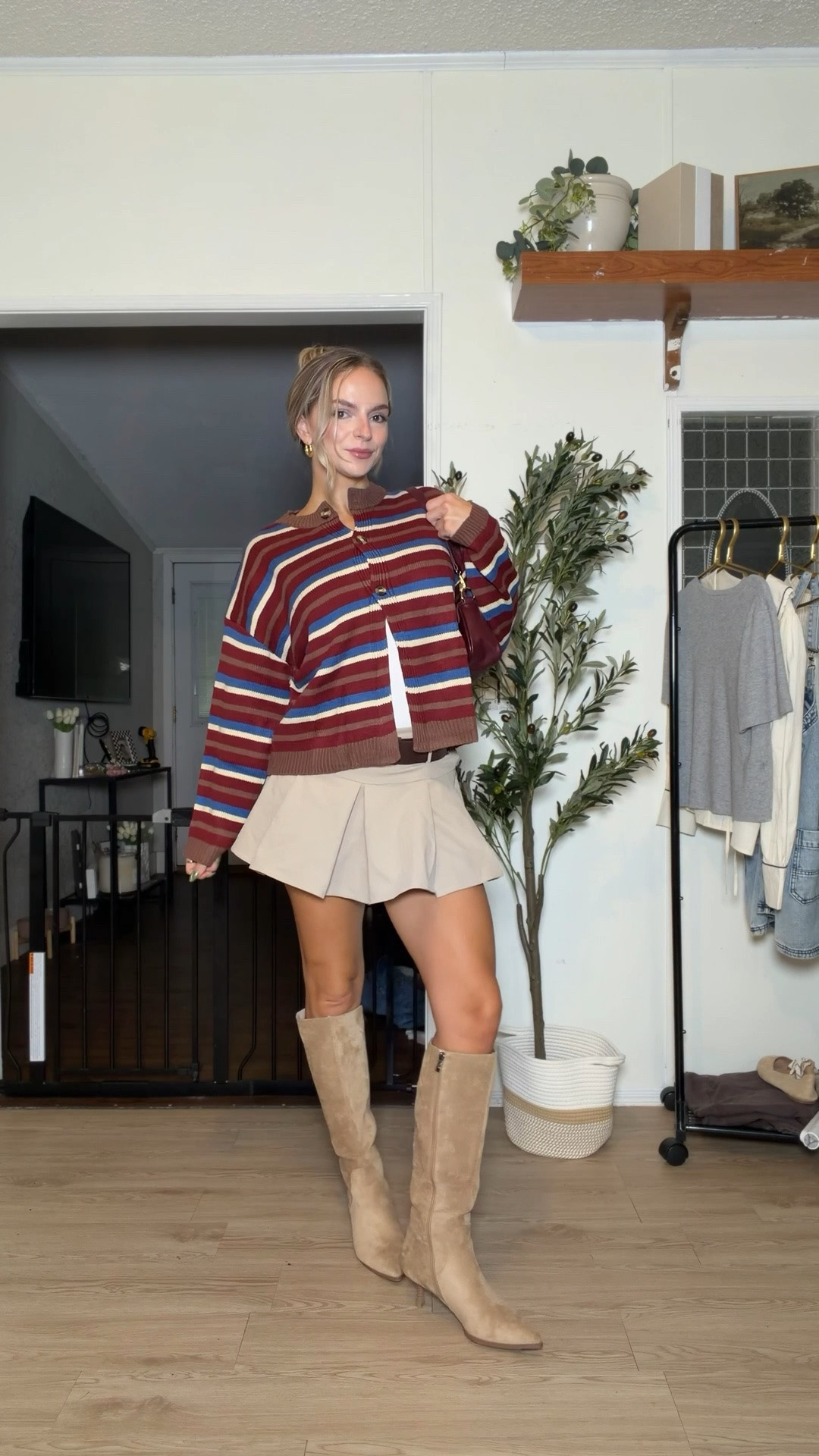Fall outfits women, fall outfit ideas, thanksgiving outfit, early fall outfits, fall transitions outfits, skort sweater cardigan Amazon fashion

#LTKCon #LTKootd #LTKSeasonal
