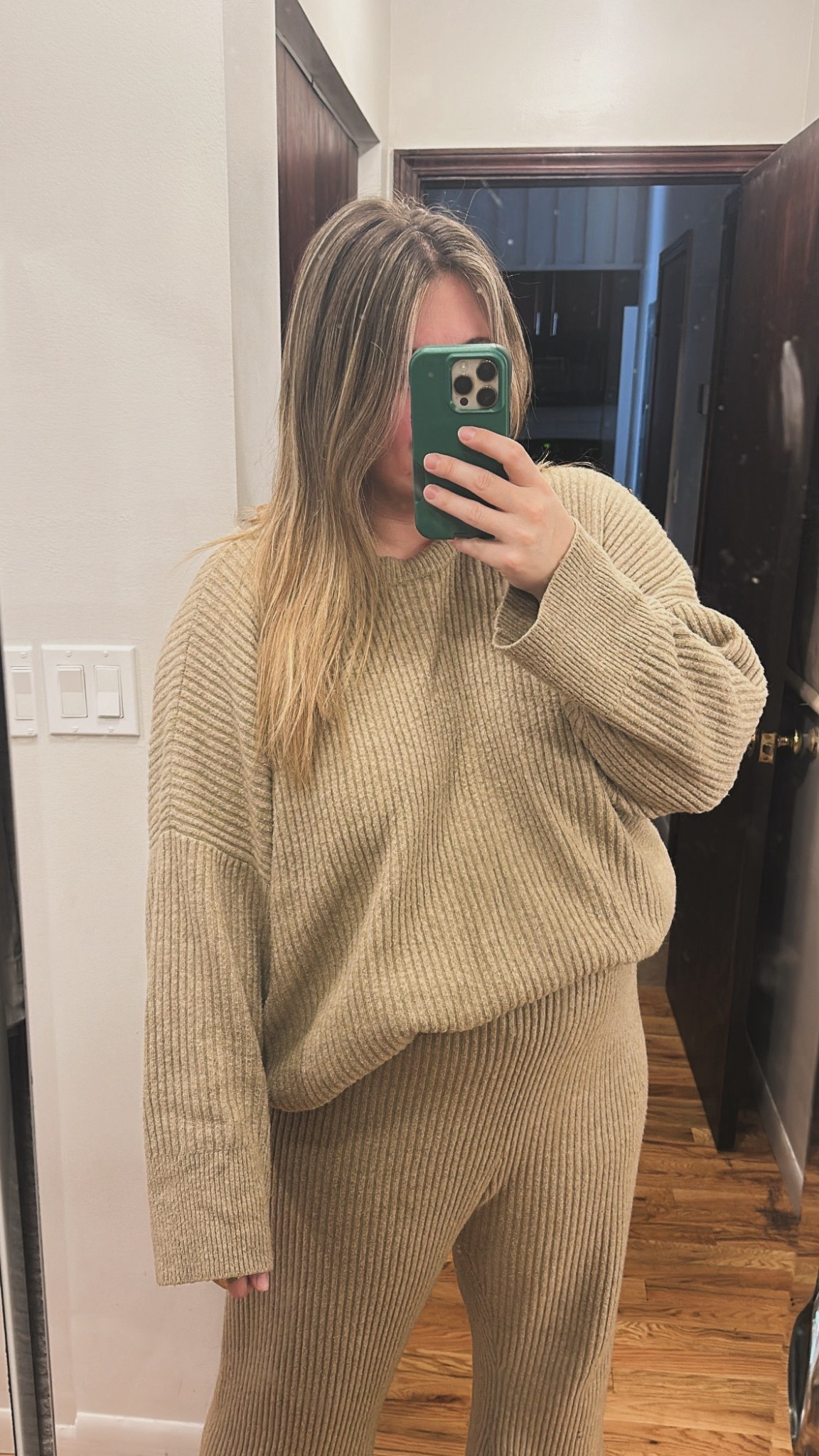 My favorite sets for the fall/winter. Perfect for anyone who works from home 

#LTKPlusSize #LTKMidsize #LTKTall