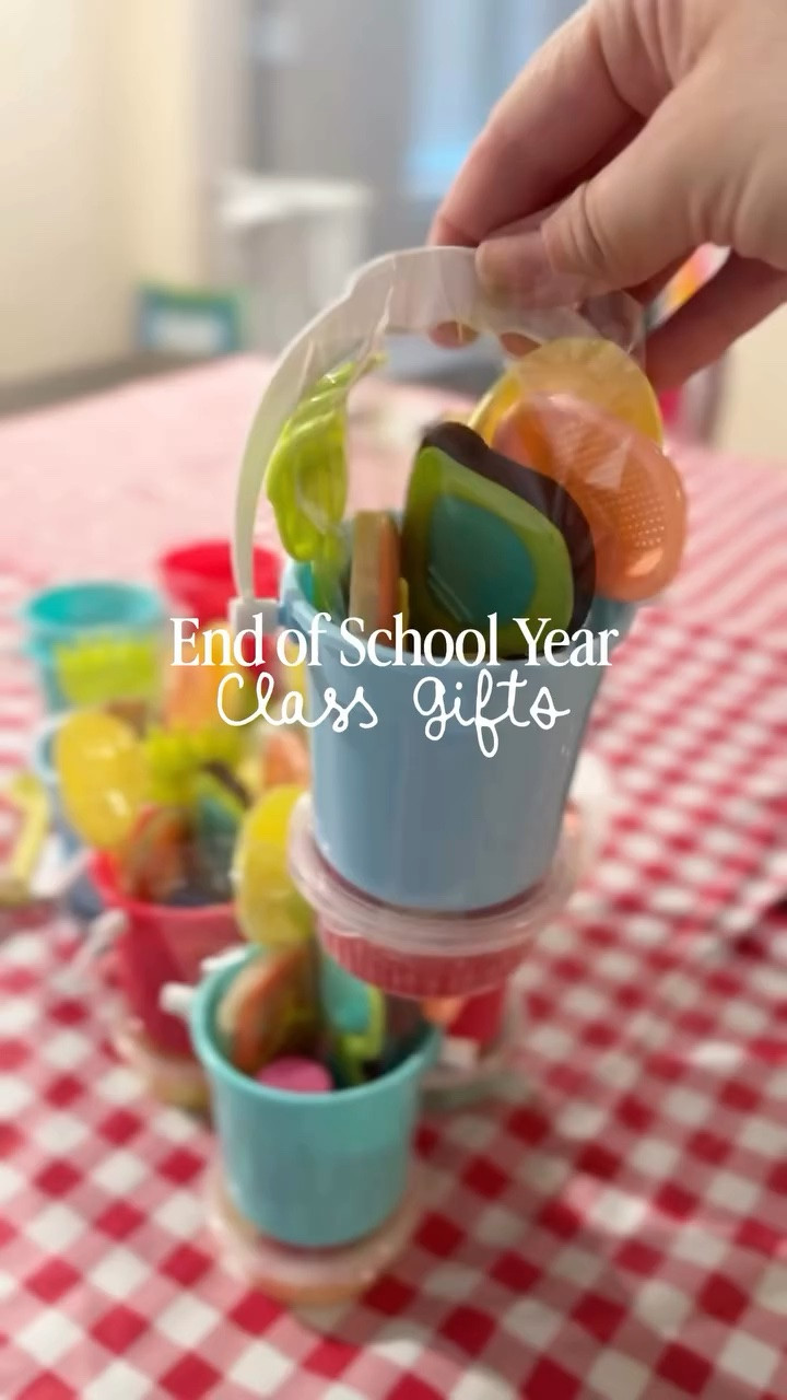 End of the School year class gift idea! My friend made these cute summer cookies that I added to these adorable mini buckets with bubbles and play sand! Follow + comment “SHOP” for a link! (make sure you’re following to receive it) ✨ & if you love Holiday finds and gift ideas, follow along for more!