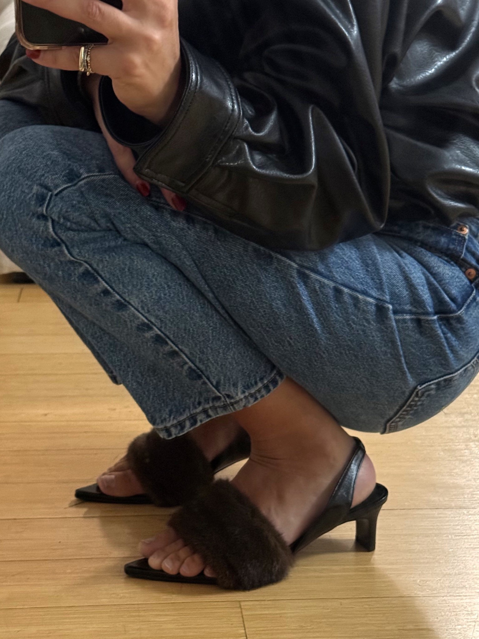 Going bare foot #fallstyle #fallshoes #salondeju

#LTKSeasonal #LTKStyleTip