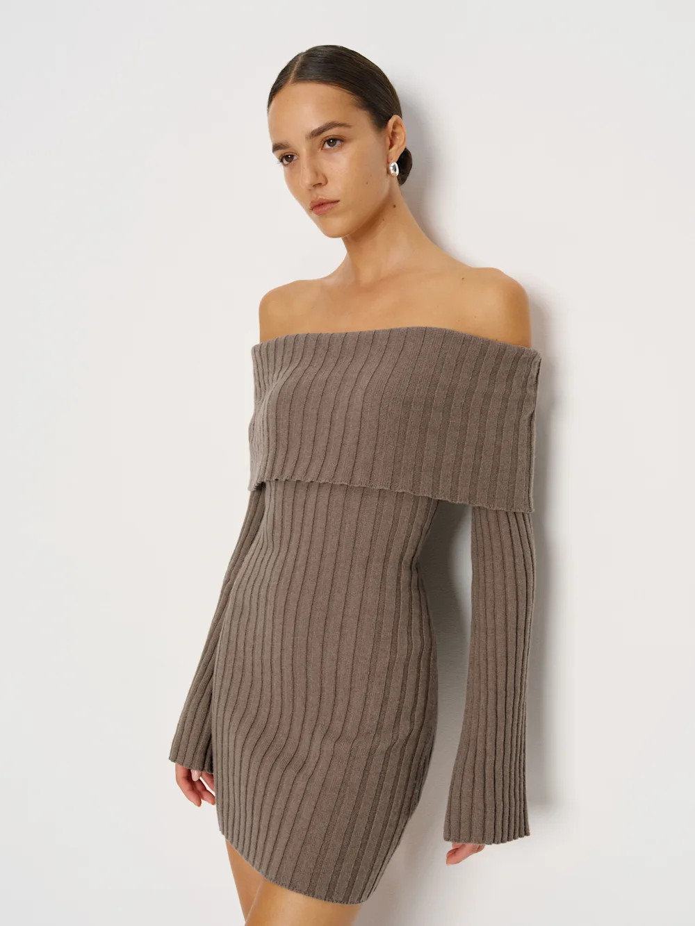 STOP because these Reformation sweater dresses are about to take over fall 🤎🍂 flattering, comfy, and lowkey giving model-off-duty energy ✨ style with boots, a trench, and gold jewelry for that viral fall look everyone’s saving rn 👀

#reformationfinds #viraloutfits #fallfashion #fallstyle #falltrends #sweaterdress #cozyoutfits #knitdress #modeloffduty #chicoutfits #neutralstyle #minimalchic #outfitinspo #styleinspo #ltkfashion #ltkstyle #ltktrending #ltkit #falllooks #trendystyle #fashiontrends #outfitideas #cozyseason #autumnvibes #everydaystyle #effortlesslooks #wardrobeinspo #fallmusthave #styleideas #fashionfinds 

 #LTKSeasonal #LTKU #LTKSaleAlert