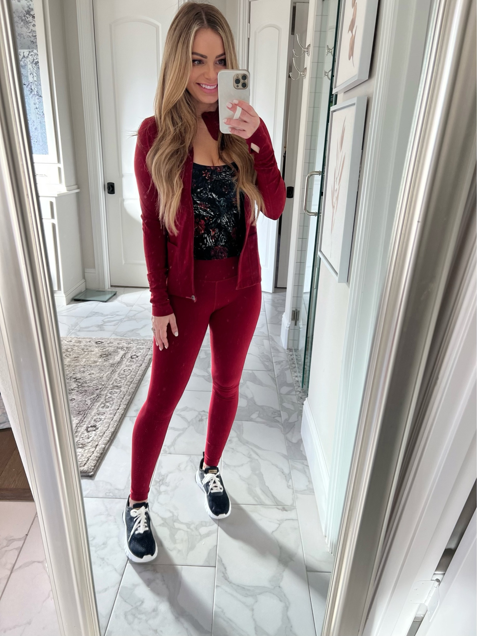 Athletic wear work out clothes 
Athleisure 

#LTKSale #LTKfit #LTKunder50