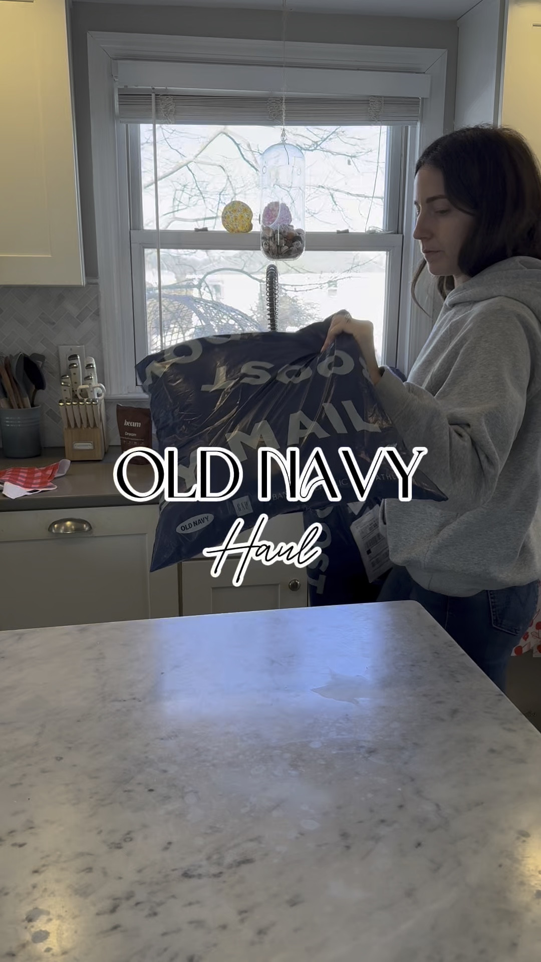 Old navy haul! Will try to film the try on today! 

Sizing info:
Got my true size in everything but the olive jeans - sized up to 4 and the sweater pants - sized up to M 

#LTKWatchNow #LTKFindsUnder100 #LTKFindsUnder50