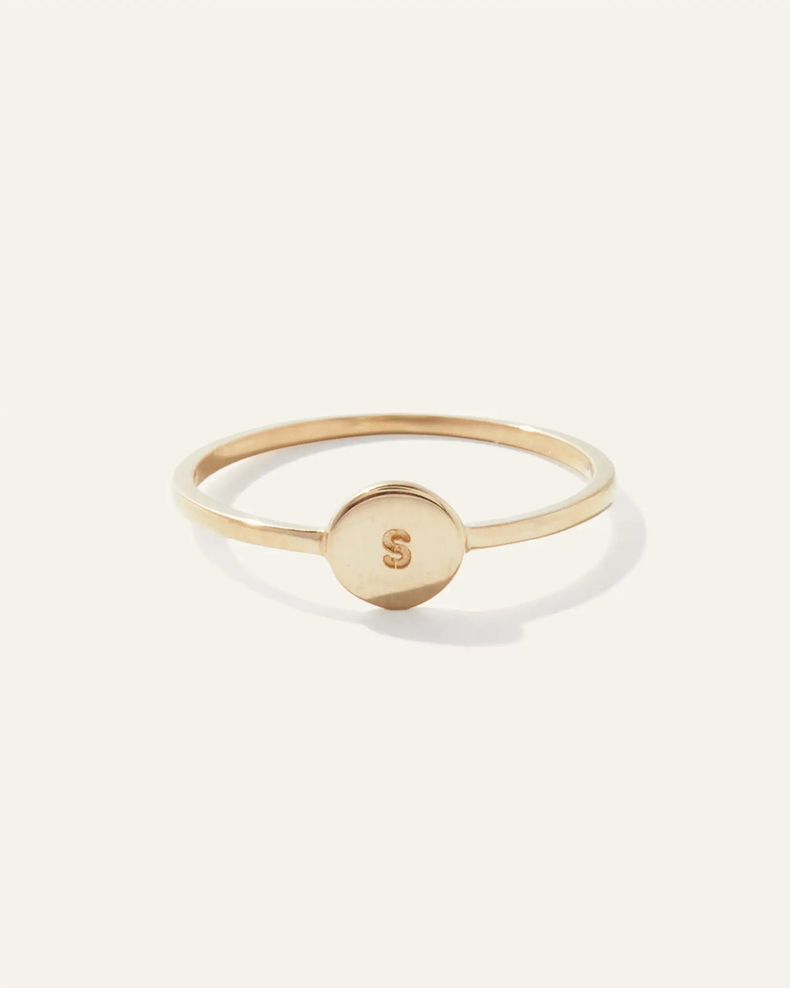 14k Gold Engravable Medallion Ring | Quince