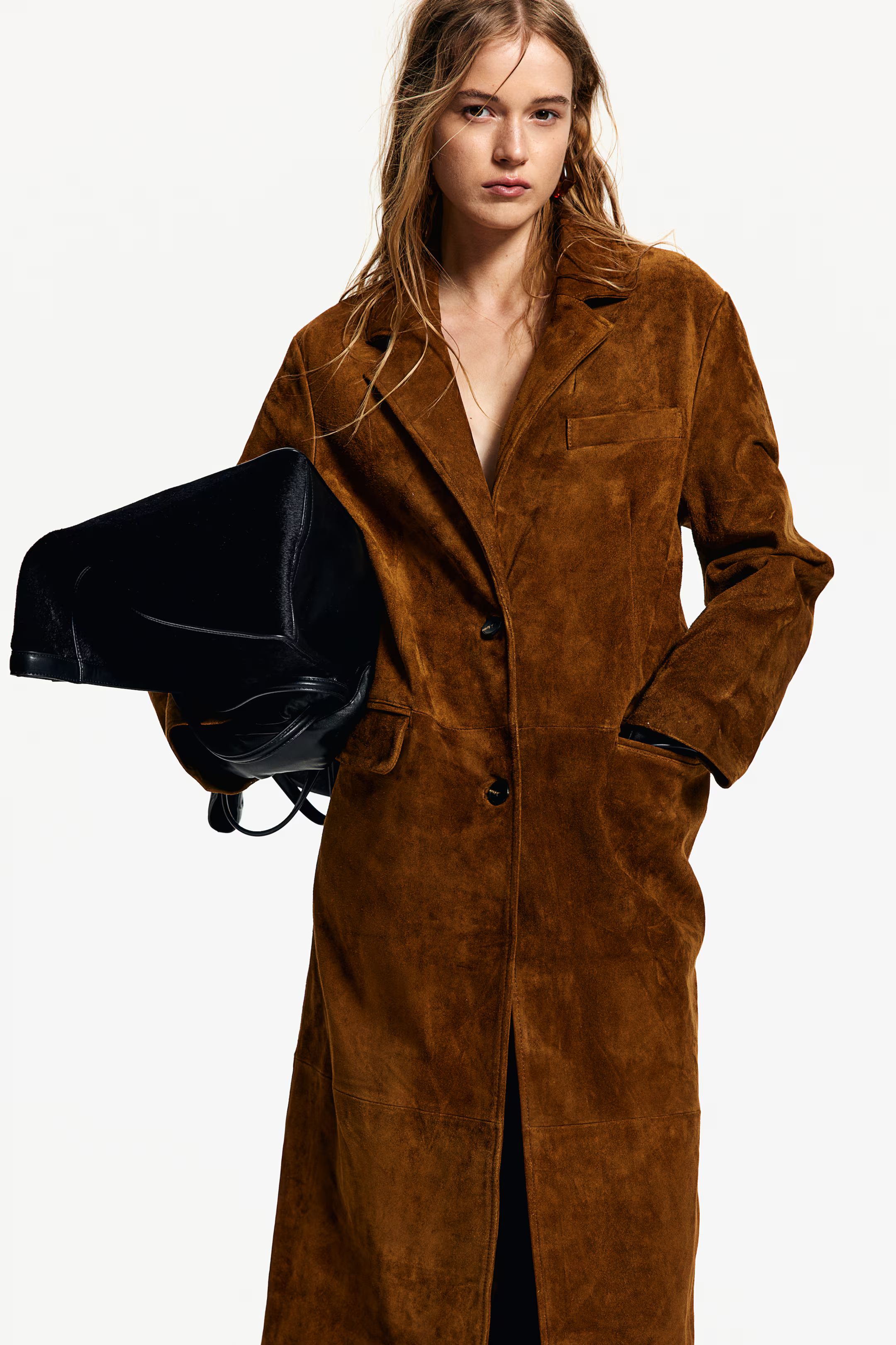 Oversized suede coat | H&M (UK, MY, IN, SG, PH, TW, HK)