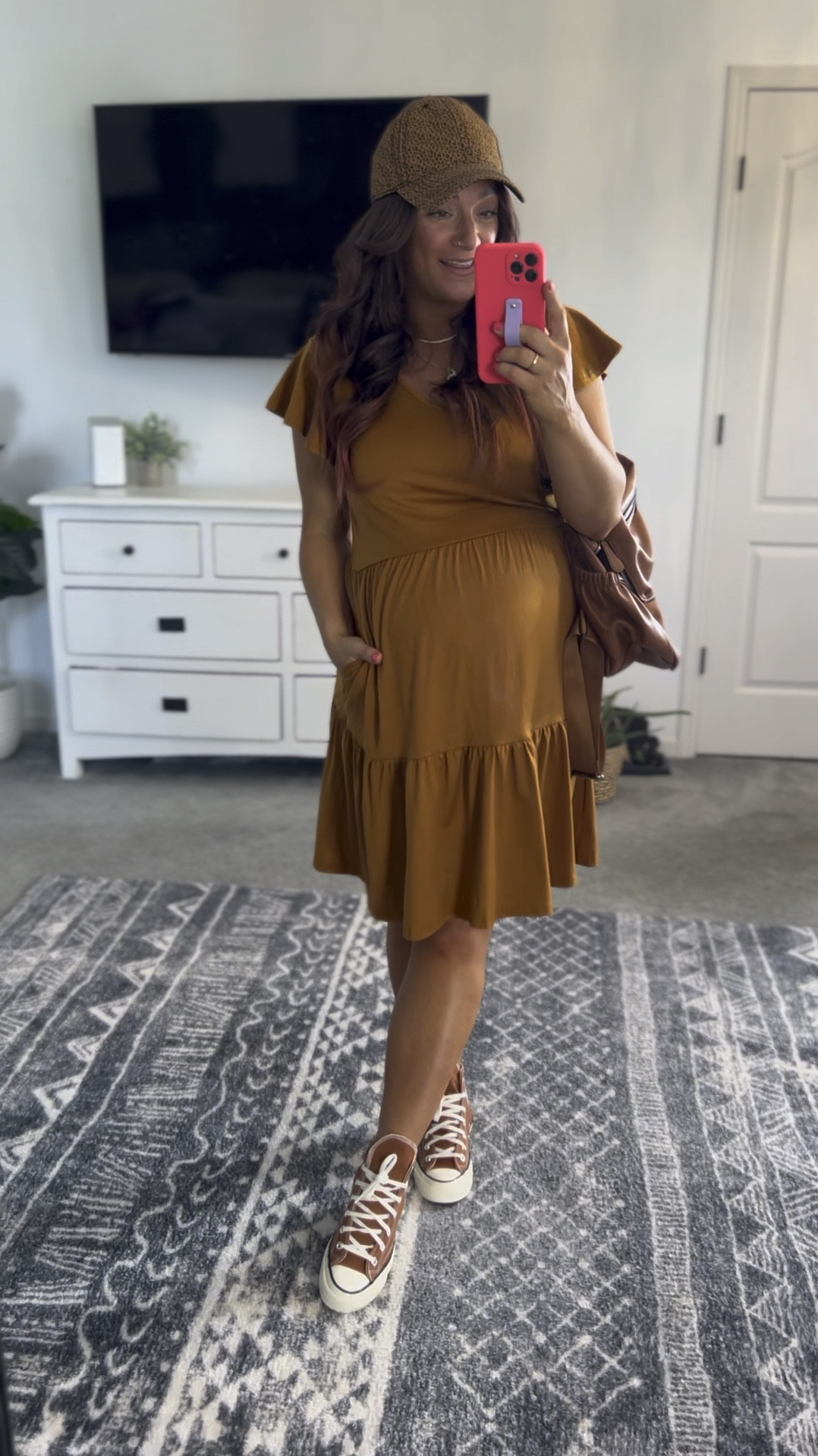 Non maternity bump friendly dress (also tall girl friendly!) great for styling into Fall! Available in multiple colors, super soft/comfy, with lots of stretch 👌 

#LTKBump #LTKStyleTip #LTKVideo