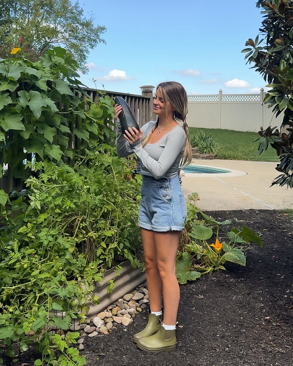 This summer’s garden has been so rewarding. Watching the little sprouts grow into full veggies has made my heart and belly happy 🫶🏻🥒🌱👩🏼‍🌾 

Overalls, denim, jean shorts, jeans, rain boots, booties, autumn style, fall, gardening, outdoors, outdoor style, ootd, fashion, comfy, casual, cozy, Levi’s, Amazon



#LTKShoeCrush #LTKSeasonal #LTKHome