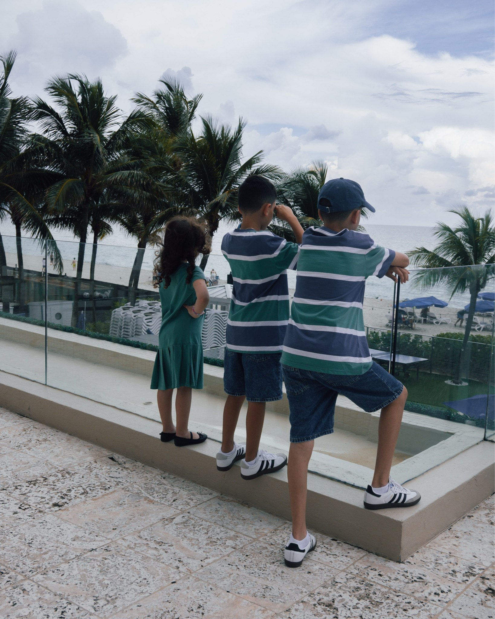 Four times the charm in this coordinated #ralphlauren family ‘fits! 🐻 

#LTKKids #LTKFallSale #LTKFamily