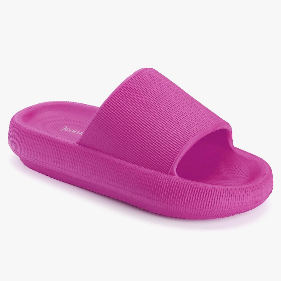 What’s in my hospital bag? And on prime day sale!

#LTKbump #LTKsalealert #LTKbaby