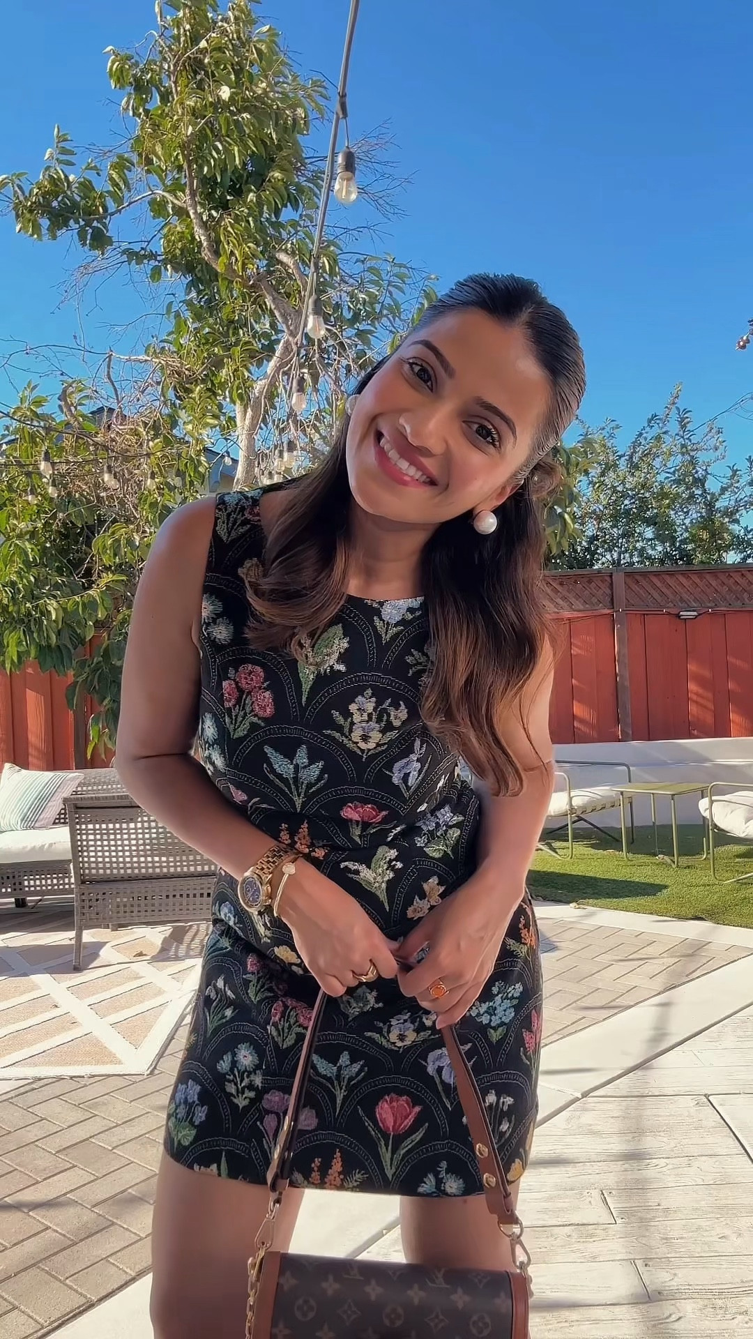 Checking the fit before I uncheck the diet 😇🍫


[fit check, outfit of the day, get ready with me, styling inspo, mini dress, floral dress, jacquard dress, outfit ideas, fashion inspo, style inspo, outfit video, trending fashion, ootd reel, wardrobe check, fit inspo]

#LTKParties #LTKStyleTip #LTKWorkwear