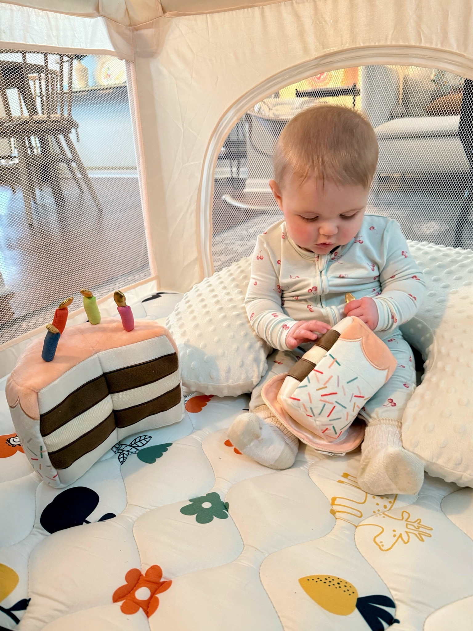 how cute is the play cake set from target!?
shoutout to kim k for the baby collection
6months 🍰

#LTKBaby #LTKHome #LTKMostLoved