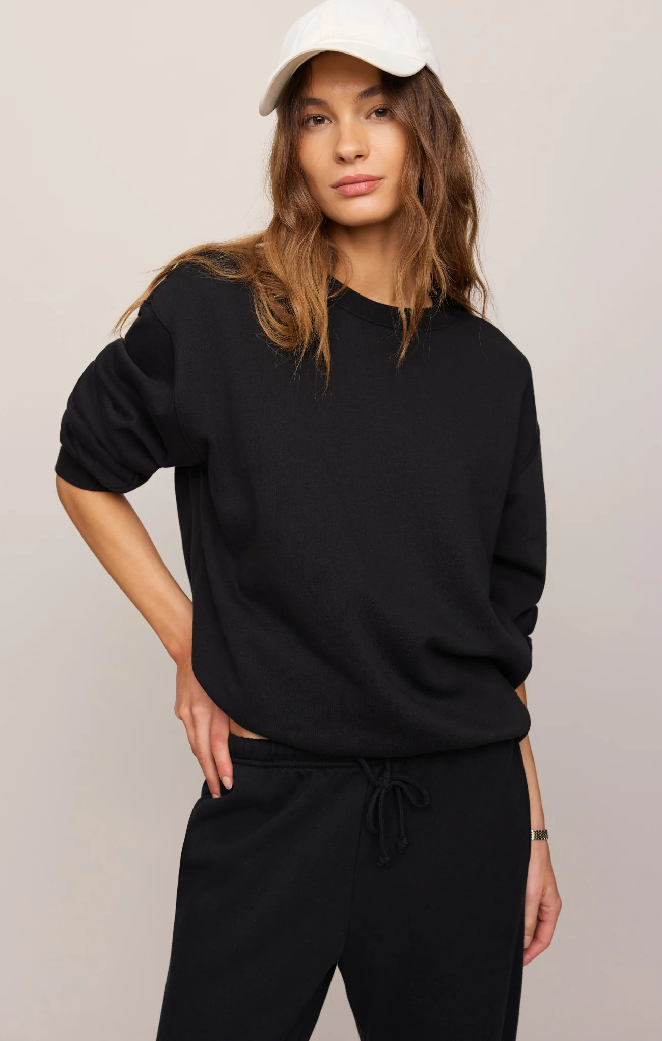 Z SUPPLY Women's Classic Boyfriend Sweatshirt, Black, Small | Z Supply