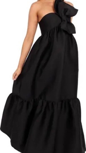 Formal dress 

#LTKSeasonal #LTKFestival #LTKSaleAlert