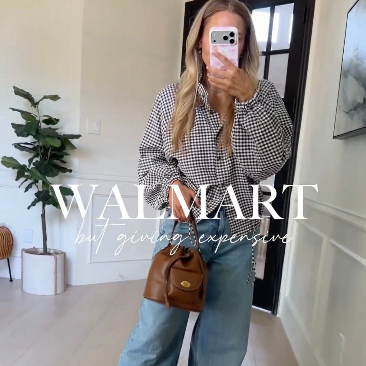 Walmart purse but giving Coach!!! 
Snag it NOW!!!

#LTKgrwm #LTKootd #LTKdayinmylife