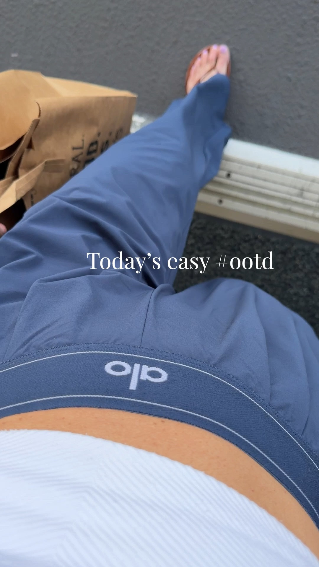 Love these Alo pants and they’re so easy to throw on. Comfy and water wicking. I had a girl run up to me and say she had no idea @alo made pants like these. I told her I probably would have sized one up so the pleats didn’t pull as much. All is tricky because sometimes I’m an XXS and sometimes XS but they’re good on description on the site notating how the piece wears and runs big or small so check that for sure before ordering.

#LTKmomlife #LTKActive #LTKootd