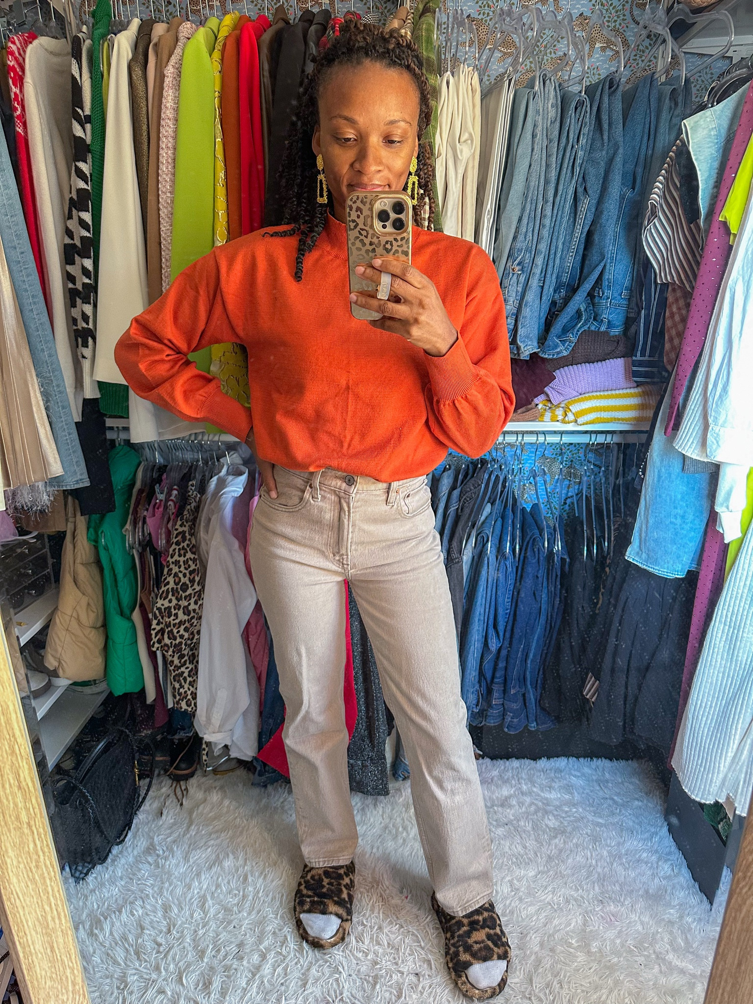 My jeans are currently on major sale.
I’m wearing a 25 Short

#LTKSaleAlert