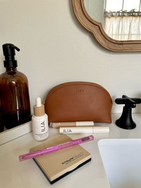 5 minute makeup routine for those who are short on time or want a quick, no fuss refresh. Products by Ilia, Kosas, Fitglow Beauty and bag by Fawn Design  

#LTKfindsunder50 #LTKbeauty #LTKMostLoved