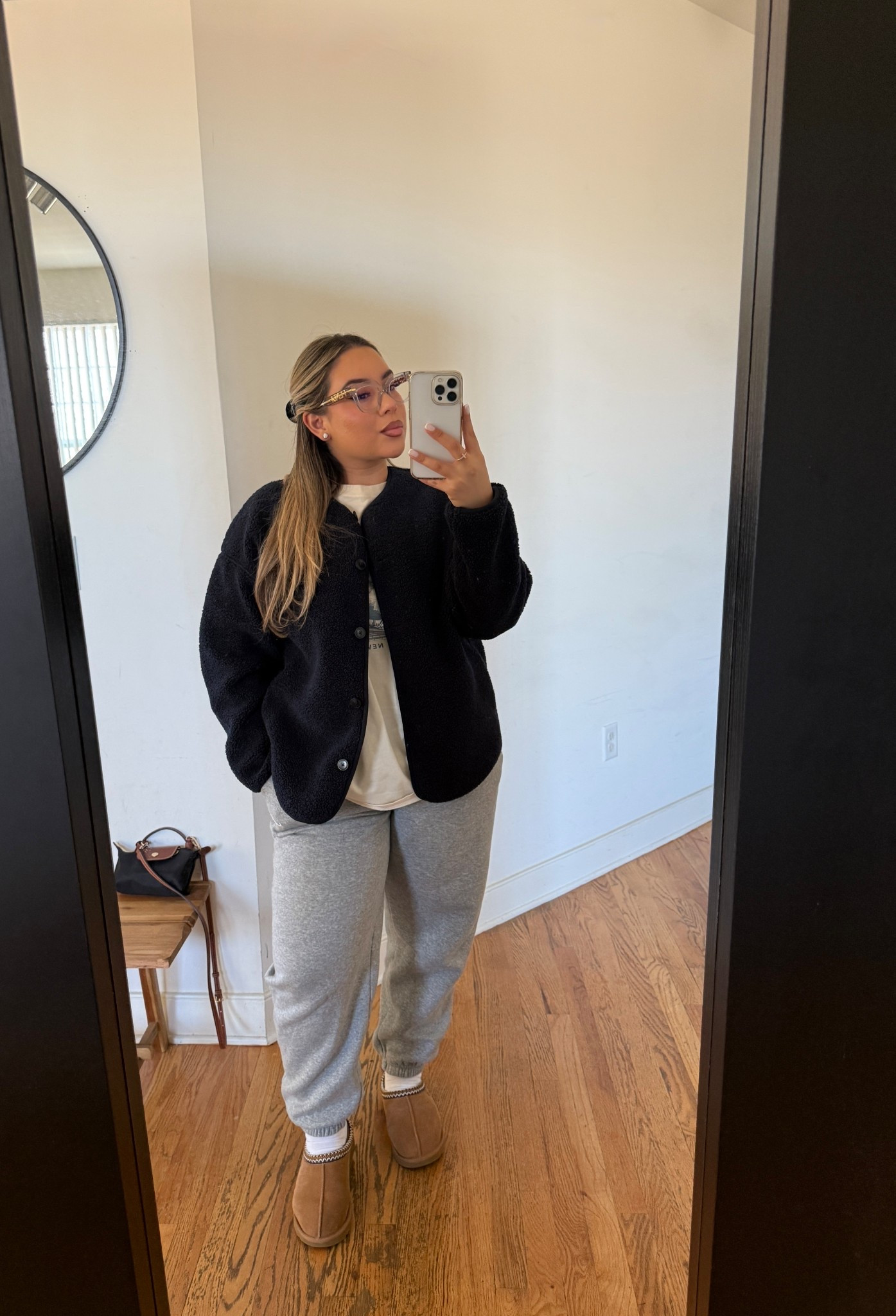 A realistic fit for me these days. Give me all the comfy vibes🤎

#LTKMidsize #LTKSeasonal